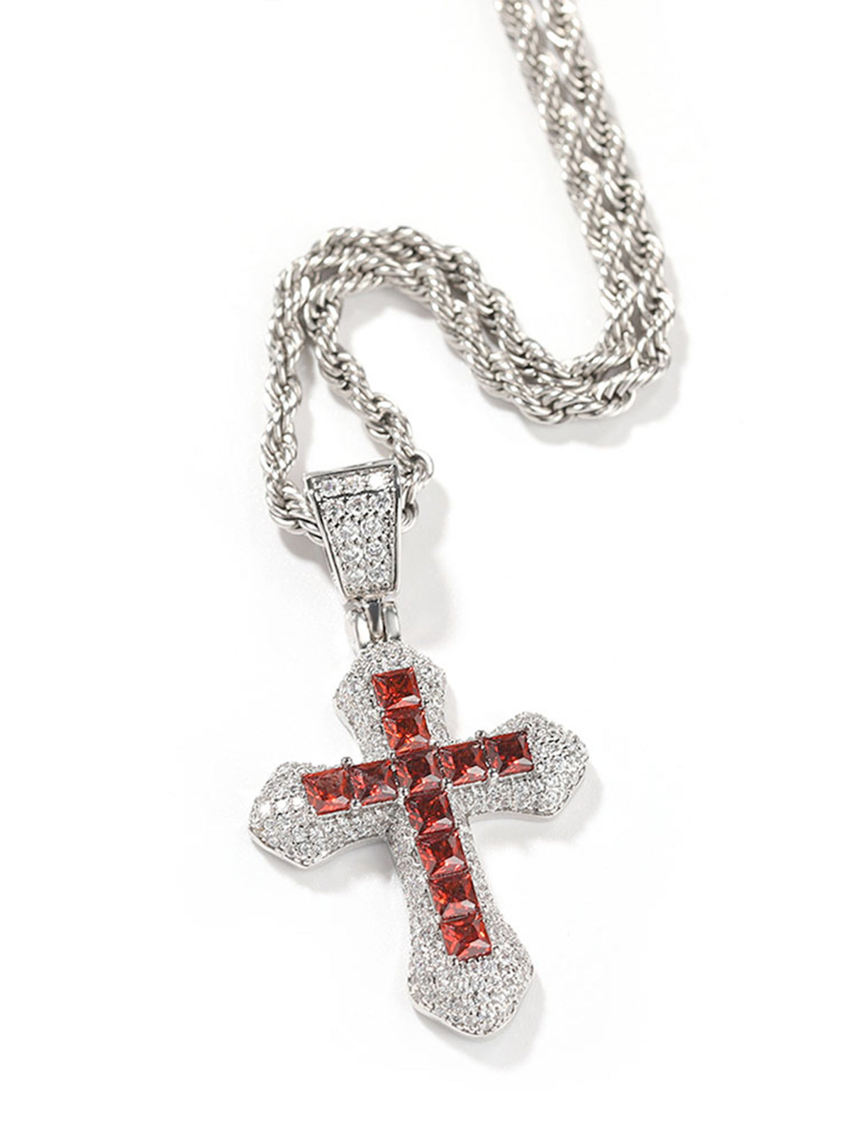 Collier croix entièrement pavé