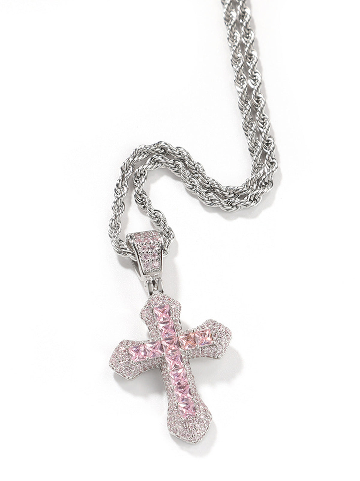 Collier croix entièrement pavé