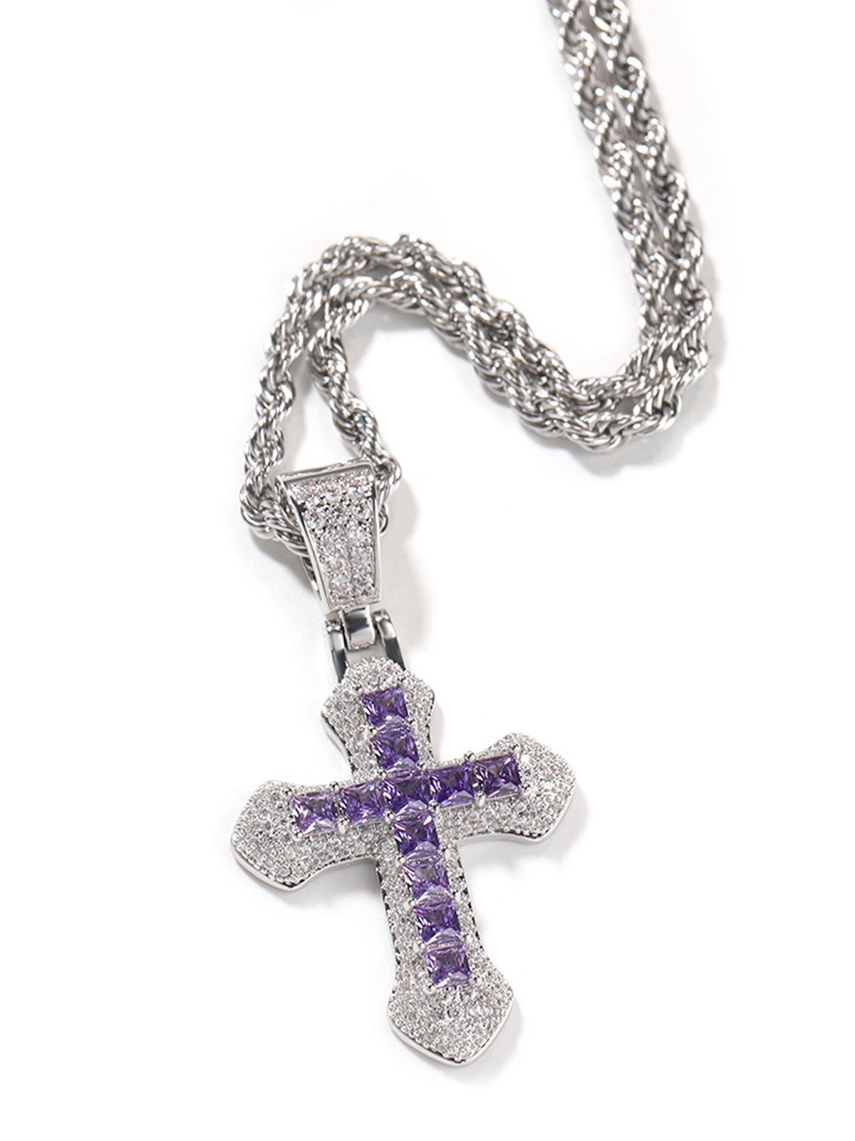 Collier croix entièrement pavé