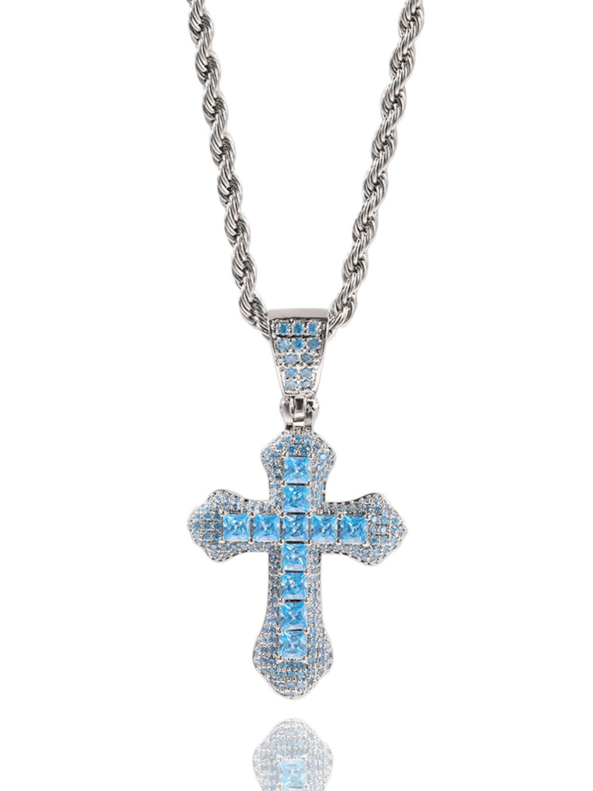 Collier croix entièrement pavé
