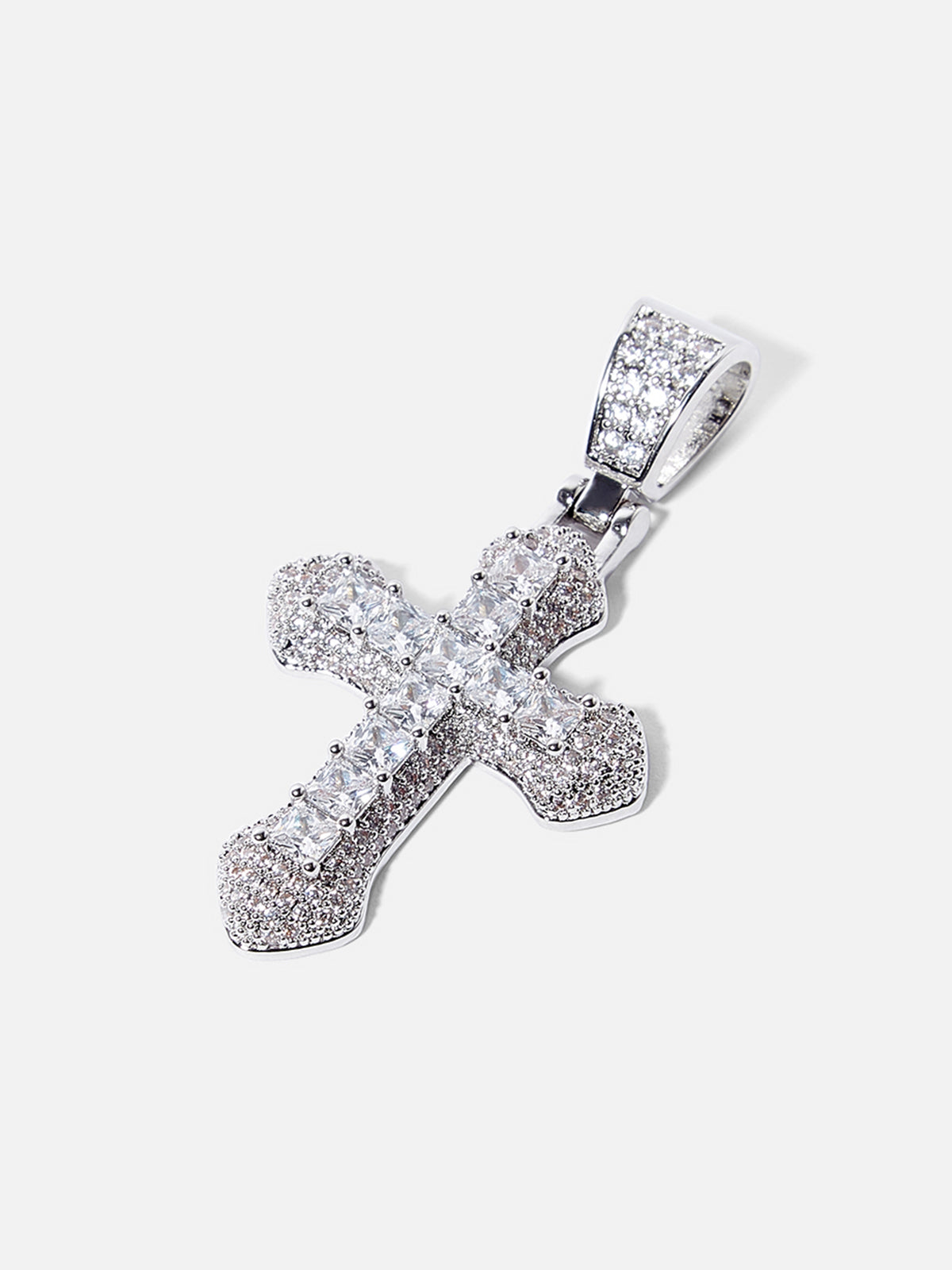 Collier croix entièrement pavé