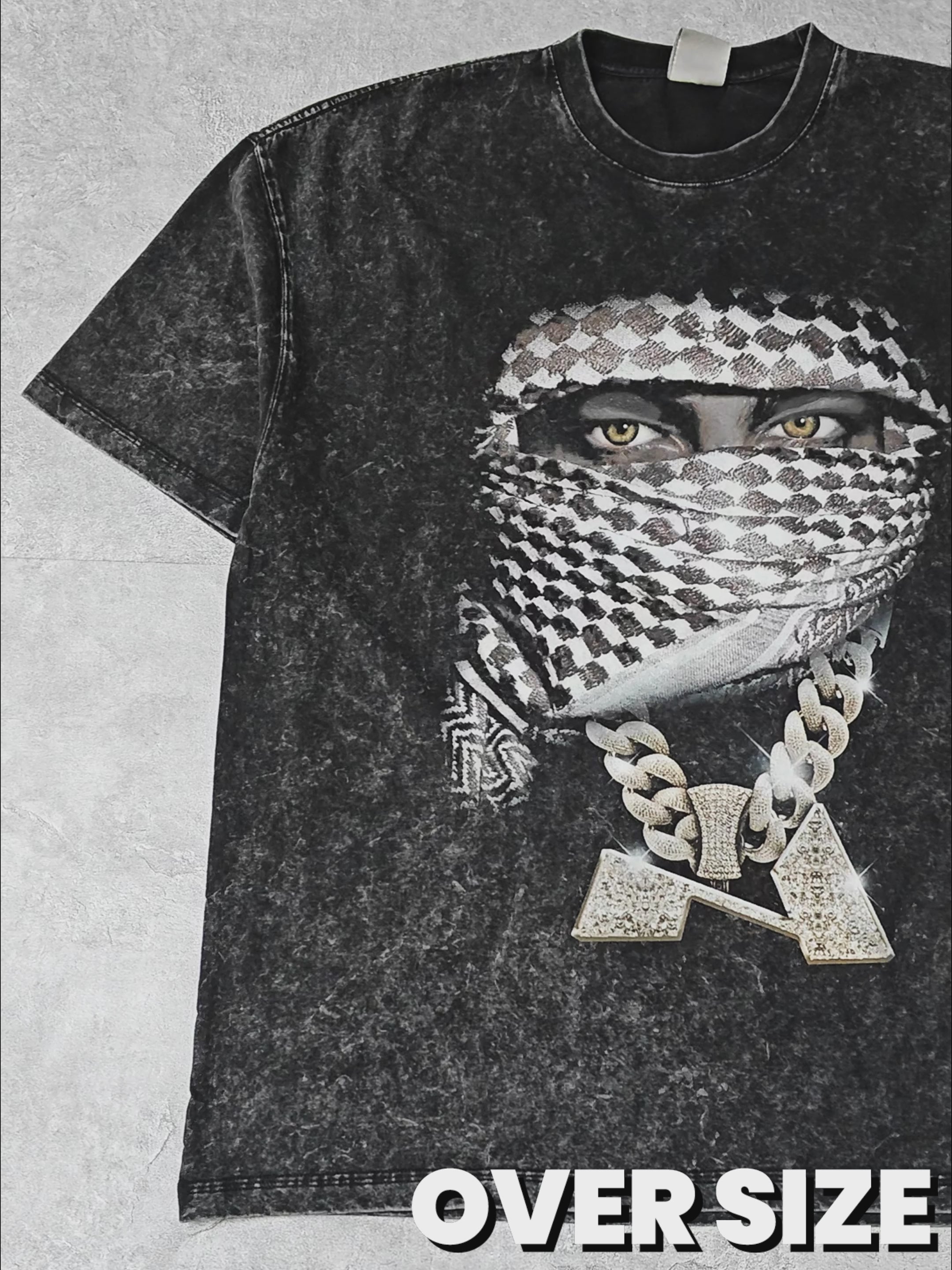 High-Quality Vintage Scarf Black Print 300g T-shirt