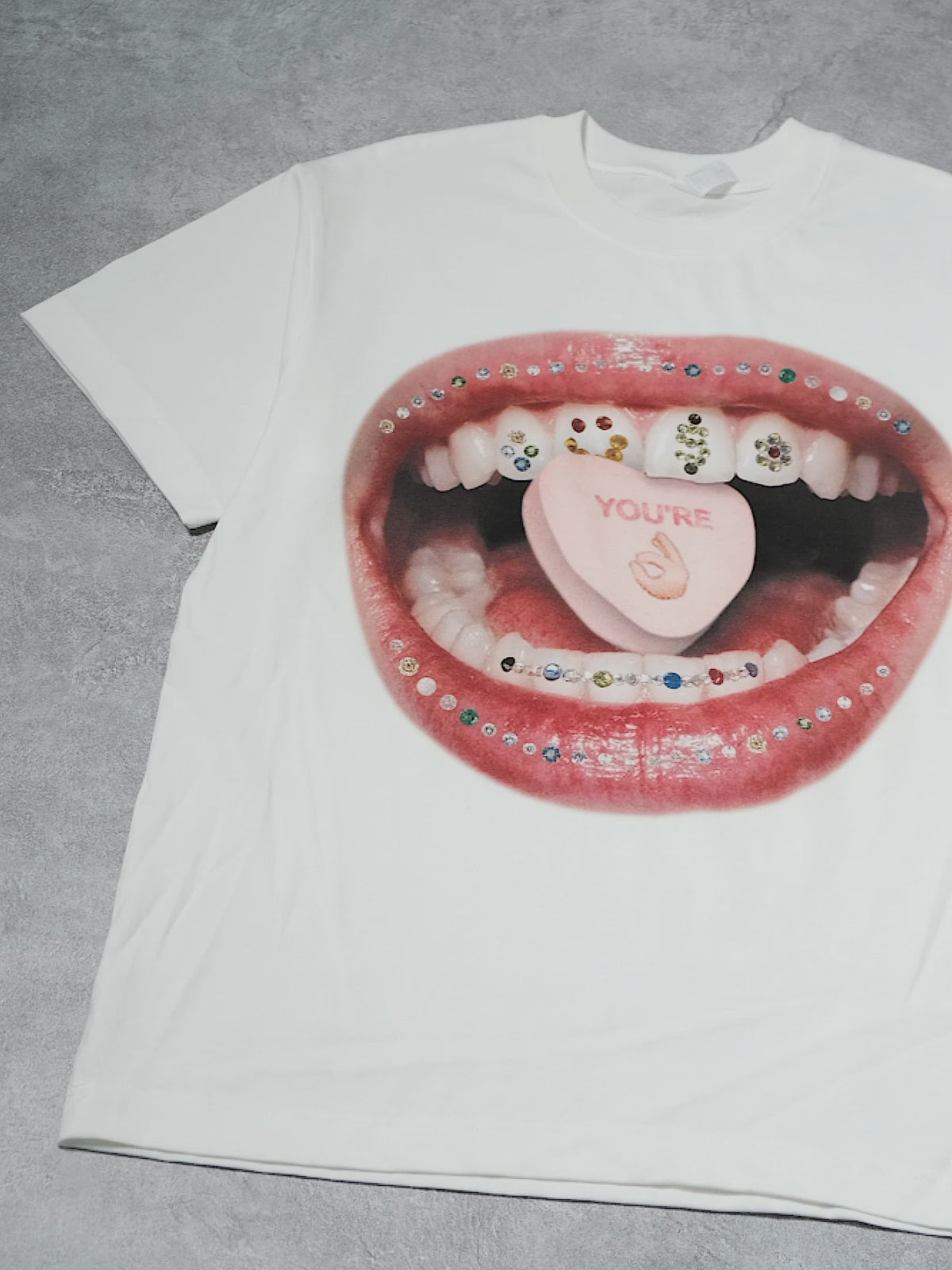 BOUNCE BACK© Diamond Grills Pills Print Tee