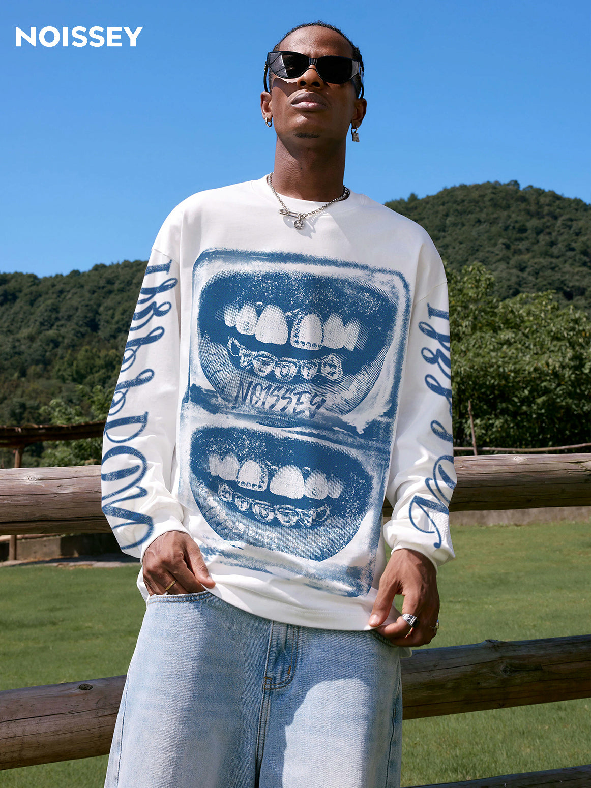 Blue Screen-Print Grills Pattern Air-Layer Long Sleeve