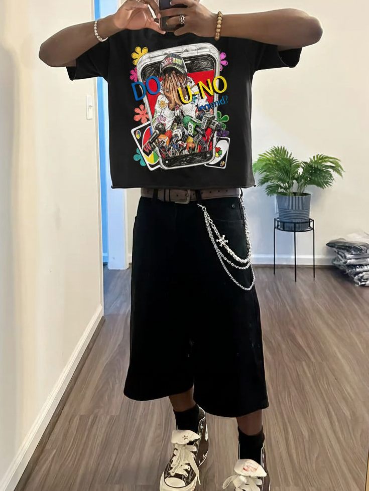 T-shirt NOISSEY con grafica graffiti “DO U-NO legend?” - Nero / Bianco sporco