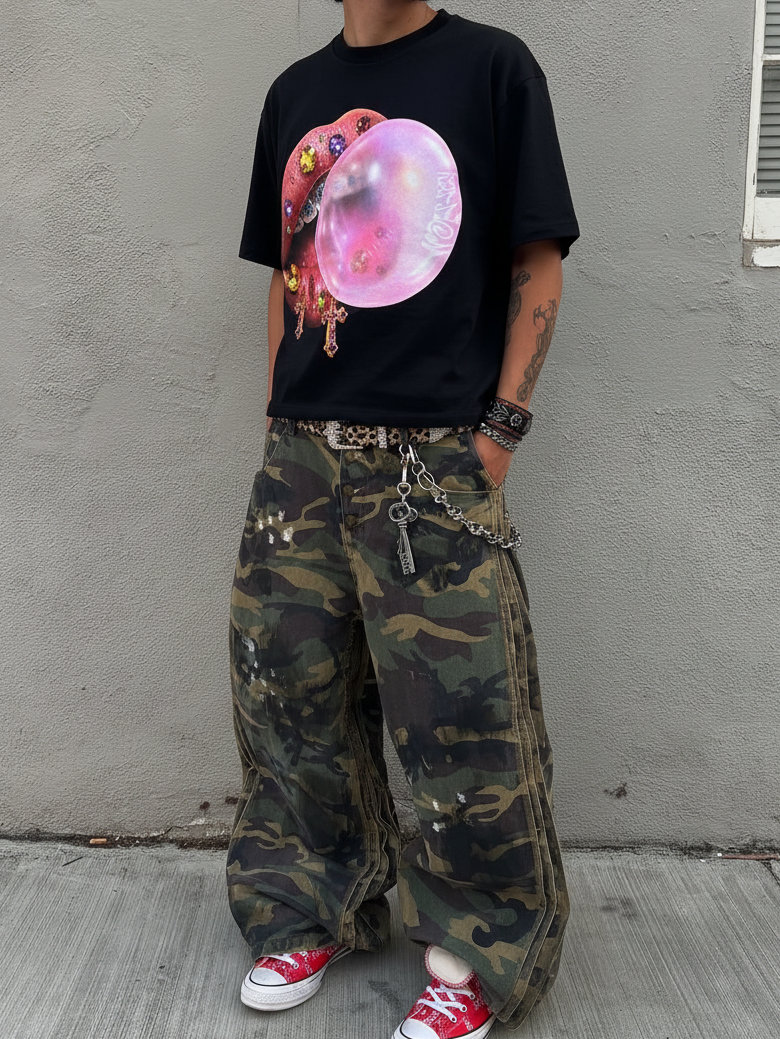 NOISSEY Jeweled Lips Bubblegum Boxy Graphic Tee