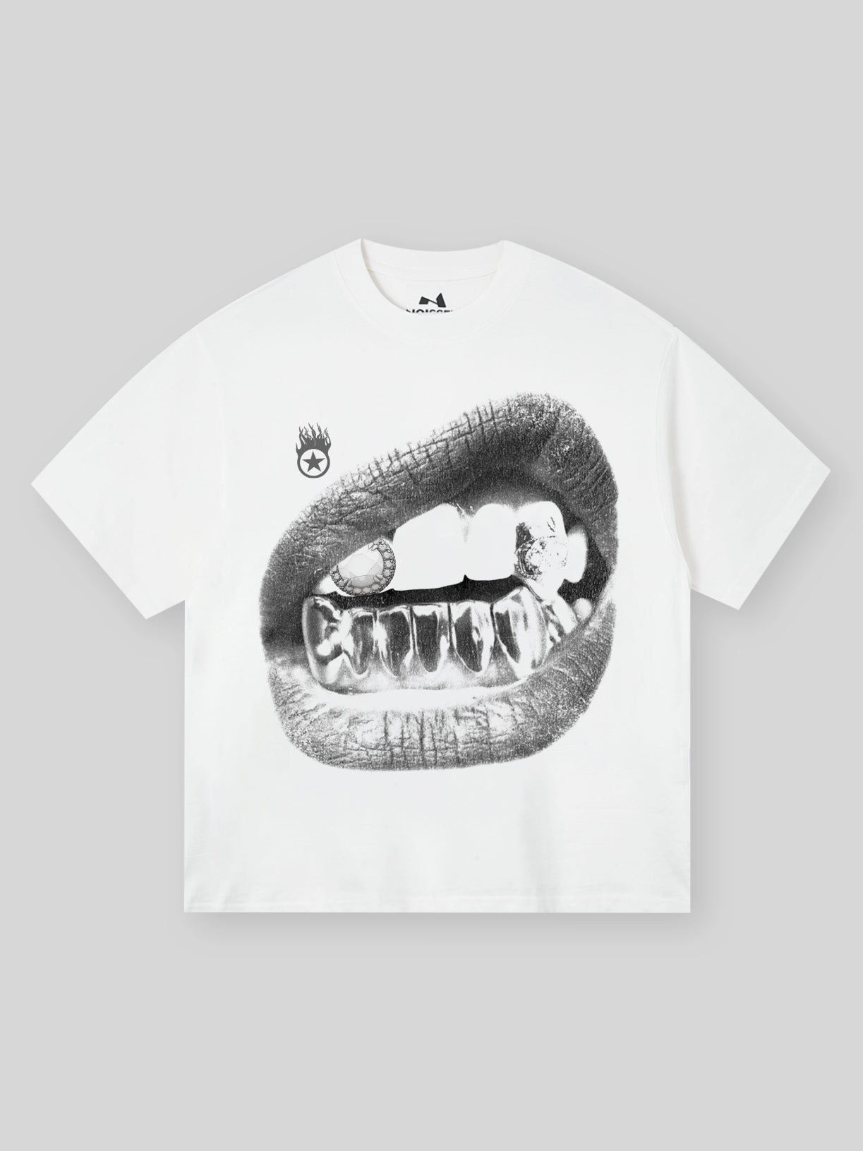 T-shirt imprimé noir et blanc avec patch personnalisé pour lèvres et dents BOUNCE BACK©