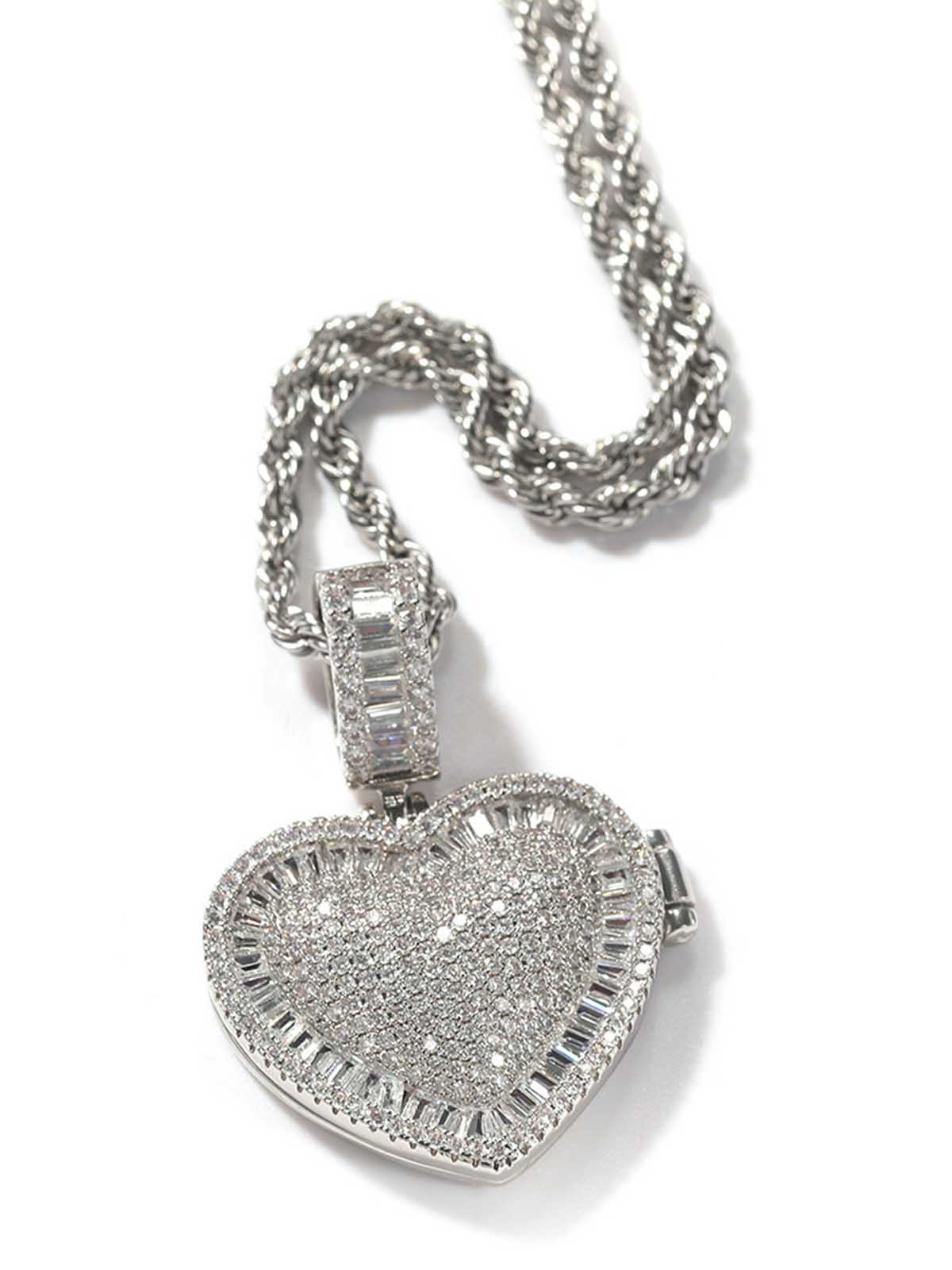 Flip-cover heart photo frame pendant necklace