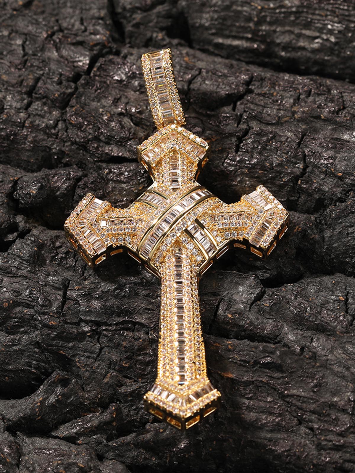 Cross Pendant Copper-Inlaid Zircon Necklace