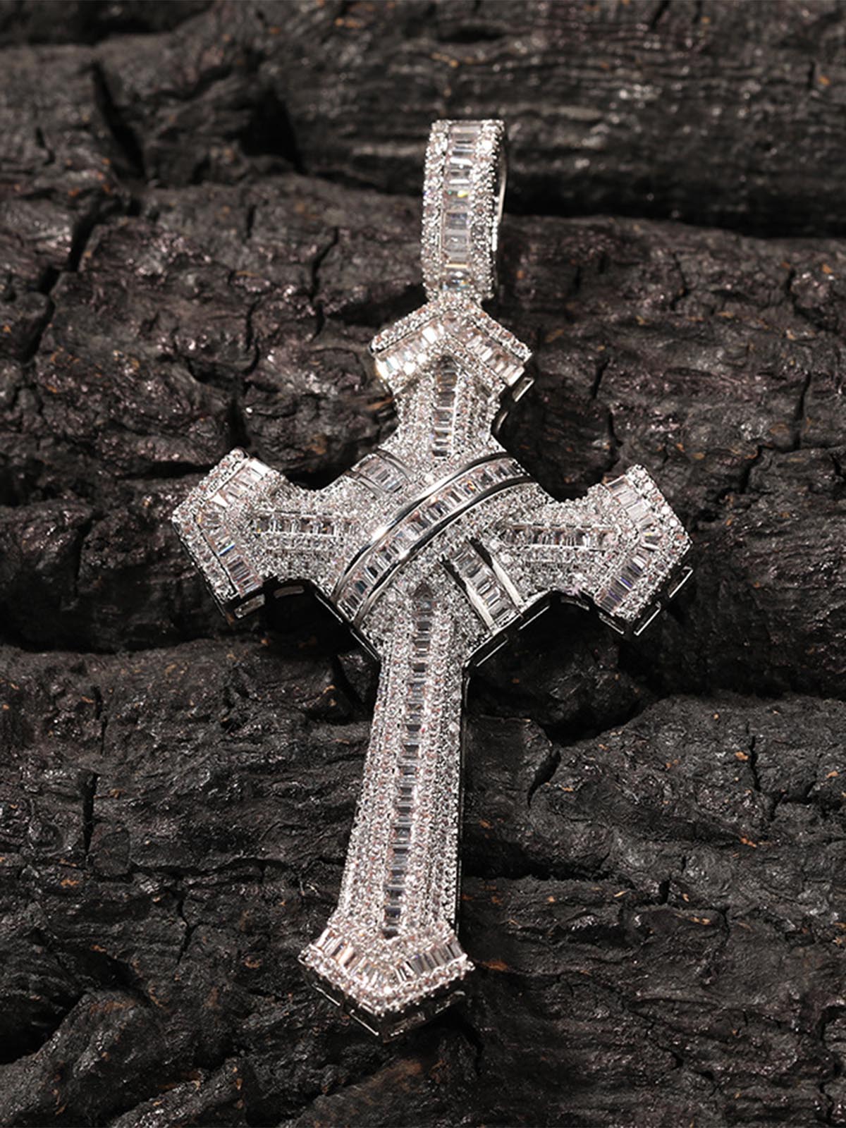 Cross Pendant Copper-Inlaid Zircon Necklace