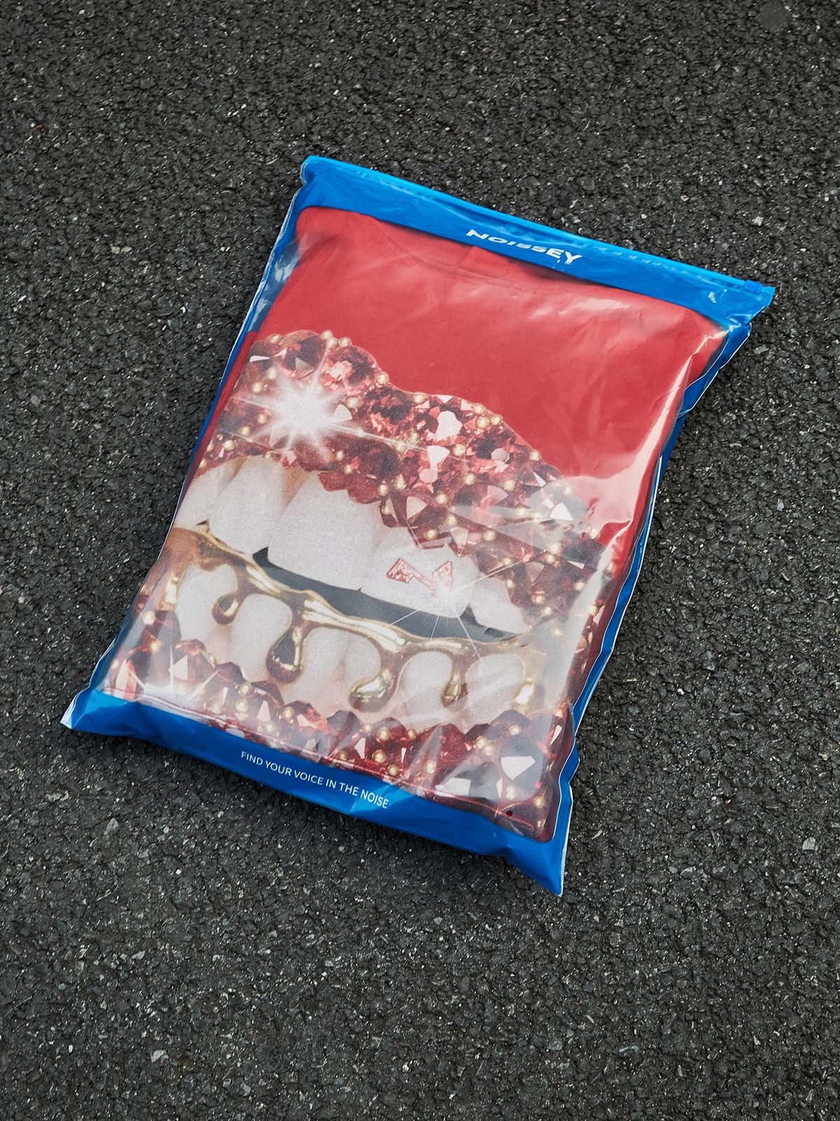 NOISSEY "Ruby Glitz" Iced-Out Lip Graphic Hoodie - Crimson Red