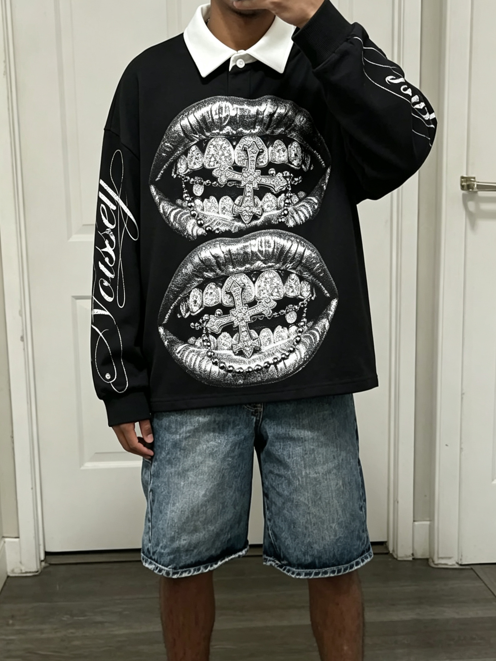 NOISSEY Silver Metallic Lips & Chrome Cross Graphic Heavyweight Contrast Collar Polo Long Sleeves