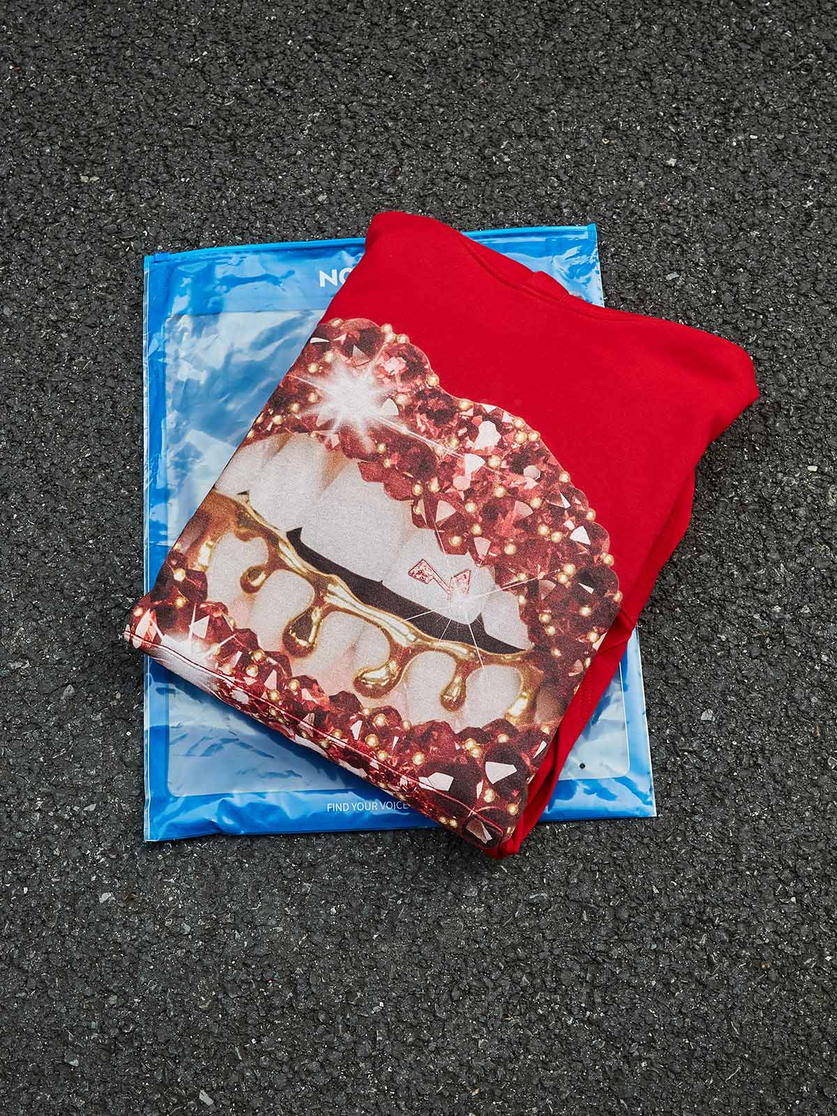 NOISSEY "Ruby Glitz" Iced-Out Lip Graphic Hoodie - Crimson Red