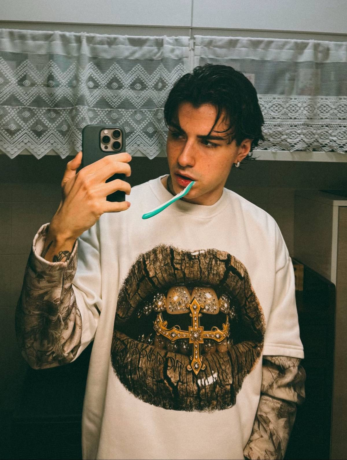 NOISSEY Real Tree Camo "Golden Cross" Layered Long Sleeve