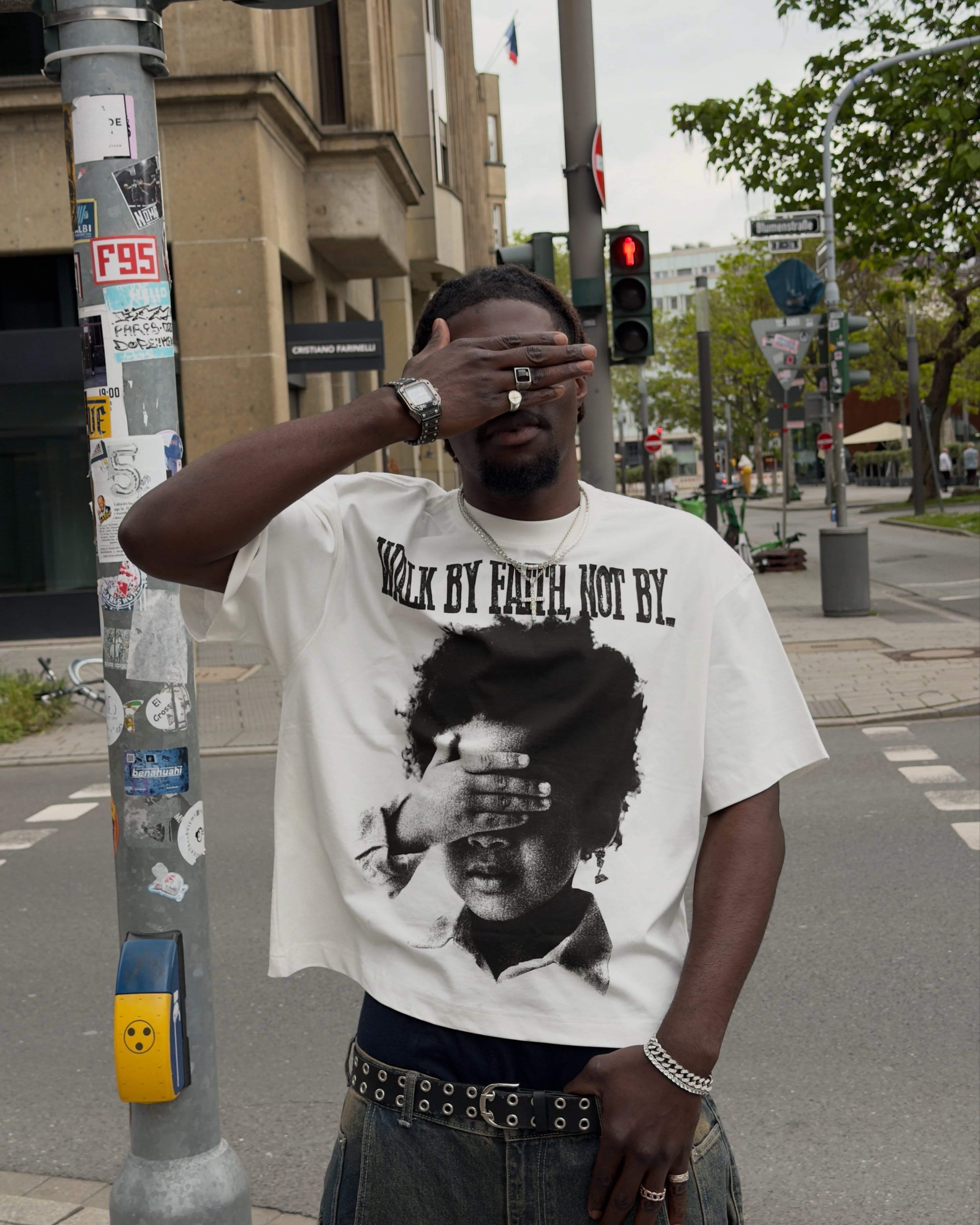 NOISSEY "Walk By Faith" Boxy Heavyweight Vintage Portrait Tee - Cloud White