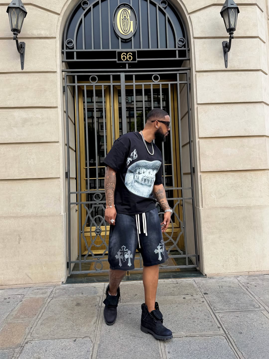 NOISSEY "Gun & Dice" Grillz Cooling Boxy Tee - Black