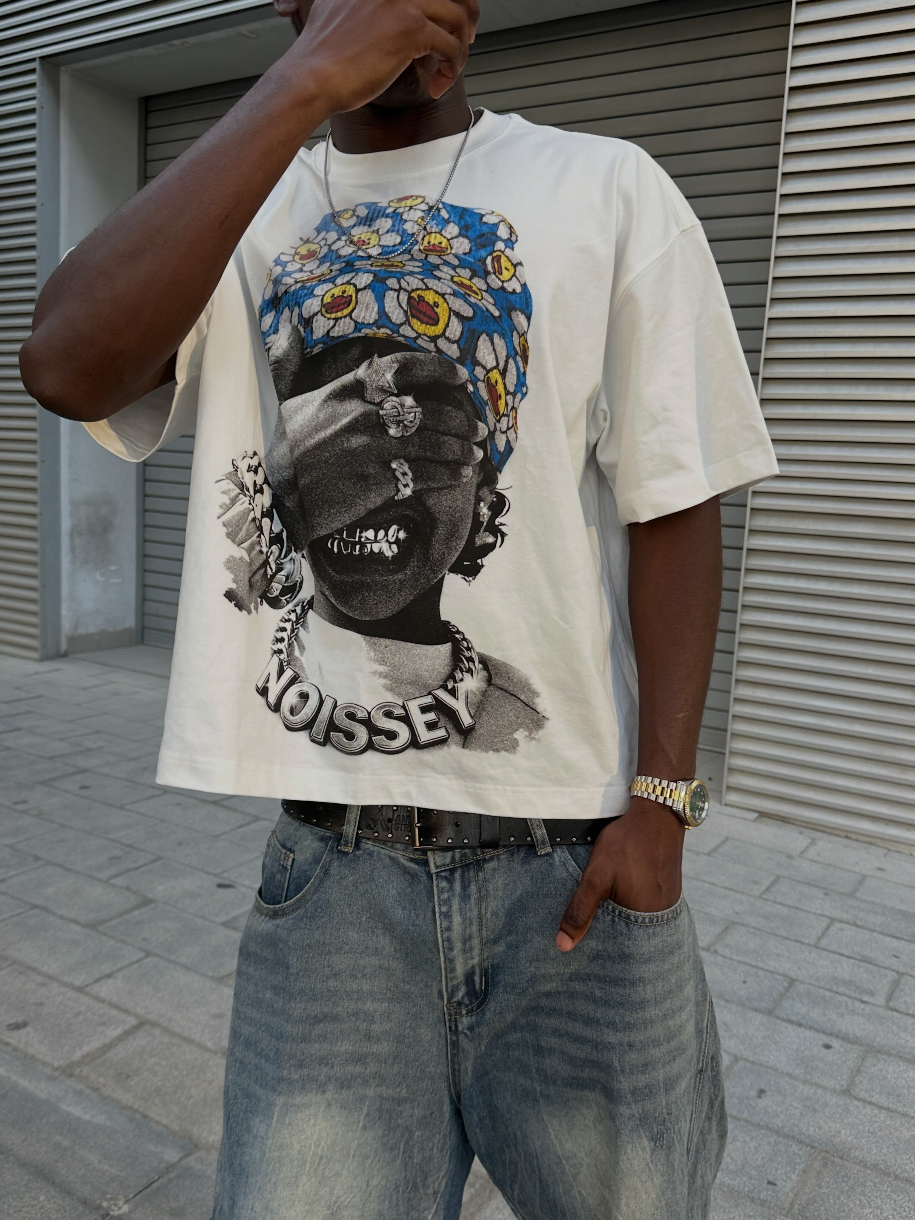 NOISSEY Blue Flower Bandana Kid Gold Grillz Boxy Graphic Tee - White Streetwear Shirt