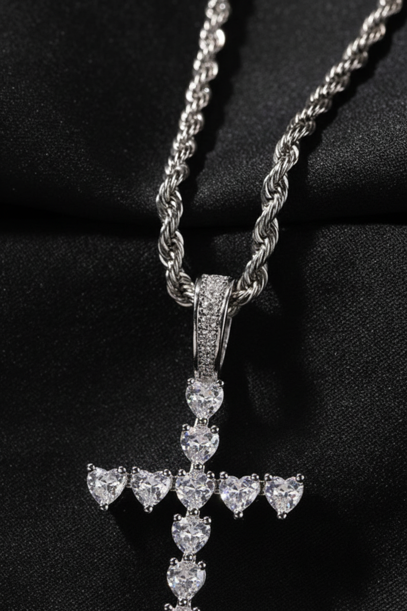 麻花链心形十字架细节图2 - 链条衔接