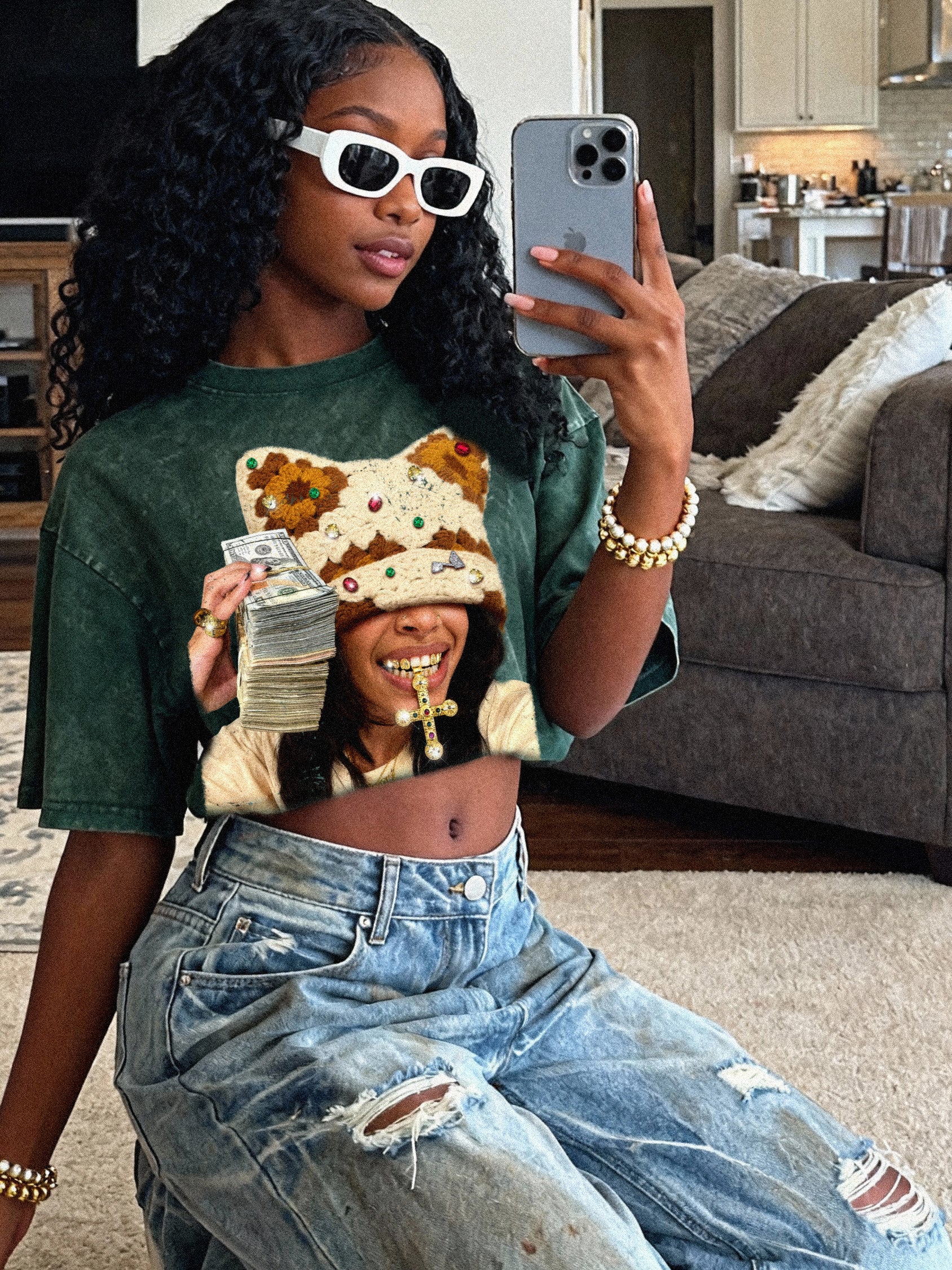 Colorful Diamond Brown Cat-Ear Cat & Street Girl Washed Print T-shirt