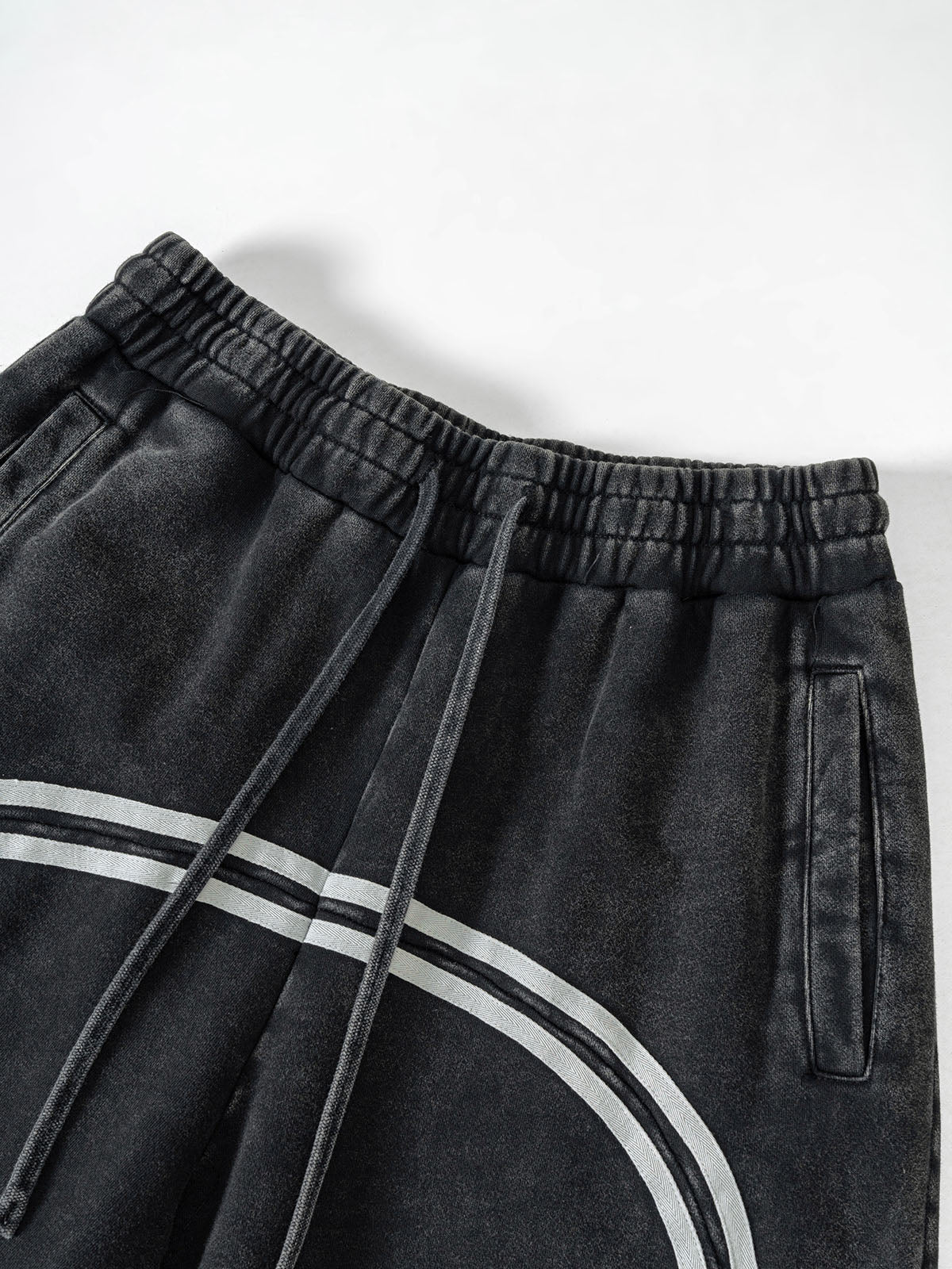 Sports washed wax-print ribbon zippered trousers