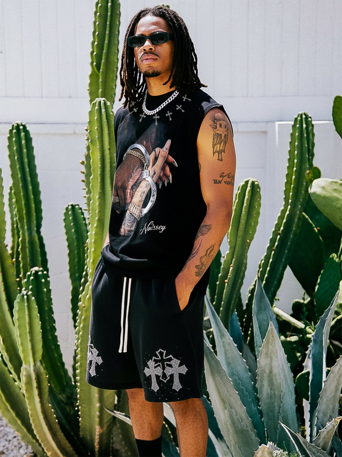 NOISSEY "TILL DEATH DO US PART" COUPLE ART PRINT TANK TOP WITH RHINESTONE DETAILS