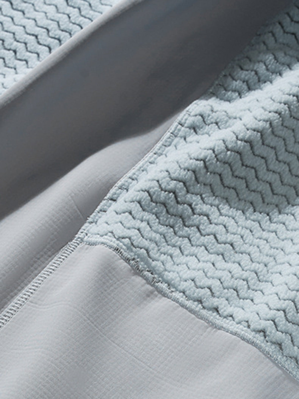 Wave Pattern Contrast Color Zip-up Jacket