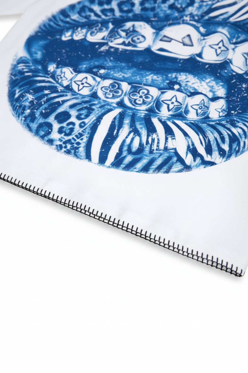 细节图5 - 下摆和黑色缝线角度