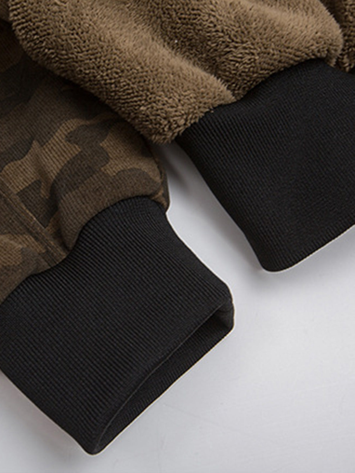 Camo-pattern Design Warm Hooded Cotton-padded Jacket