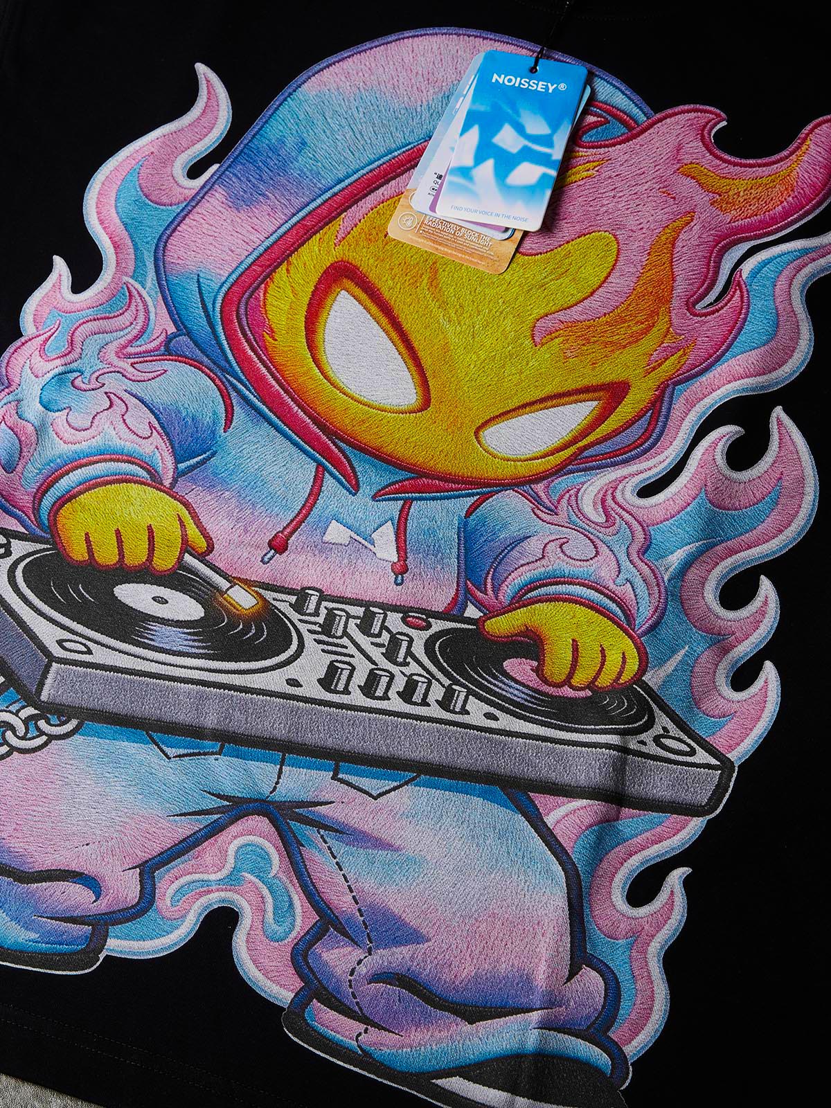 NOISSEY Rainbow Tie-Dye DJ Skater Fire-Boy Street Art Print Short Sleeve T-Shirt - Black