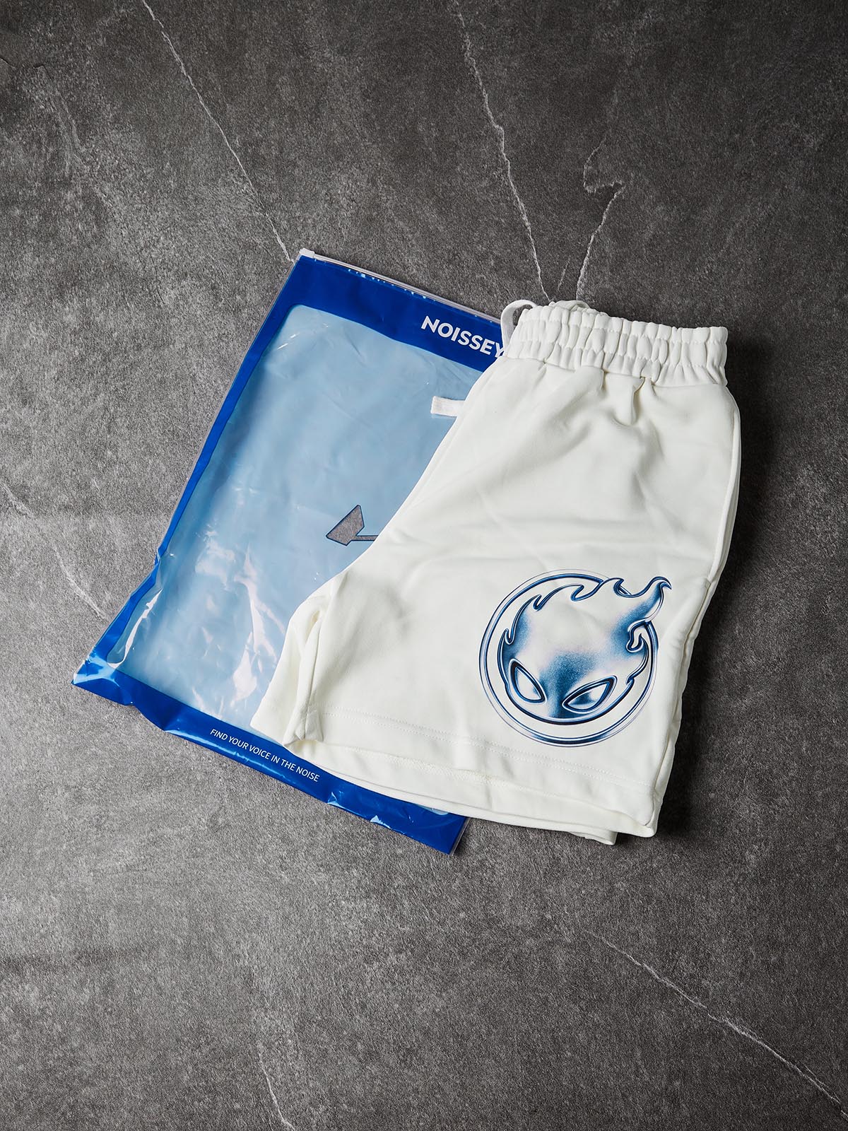 NOISSEY Cyan Gradient Thermal Press Fire-Boy Elastic Waist White Sweatshorts - Pure White
