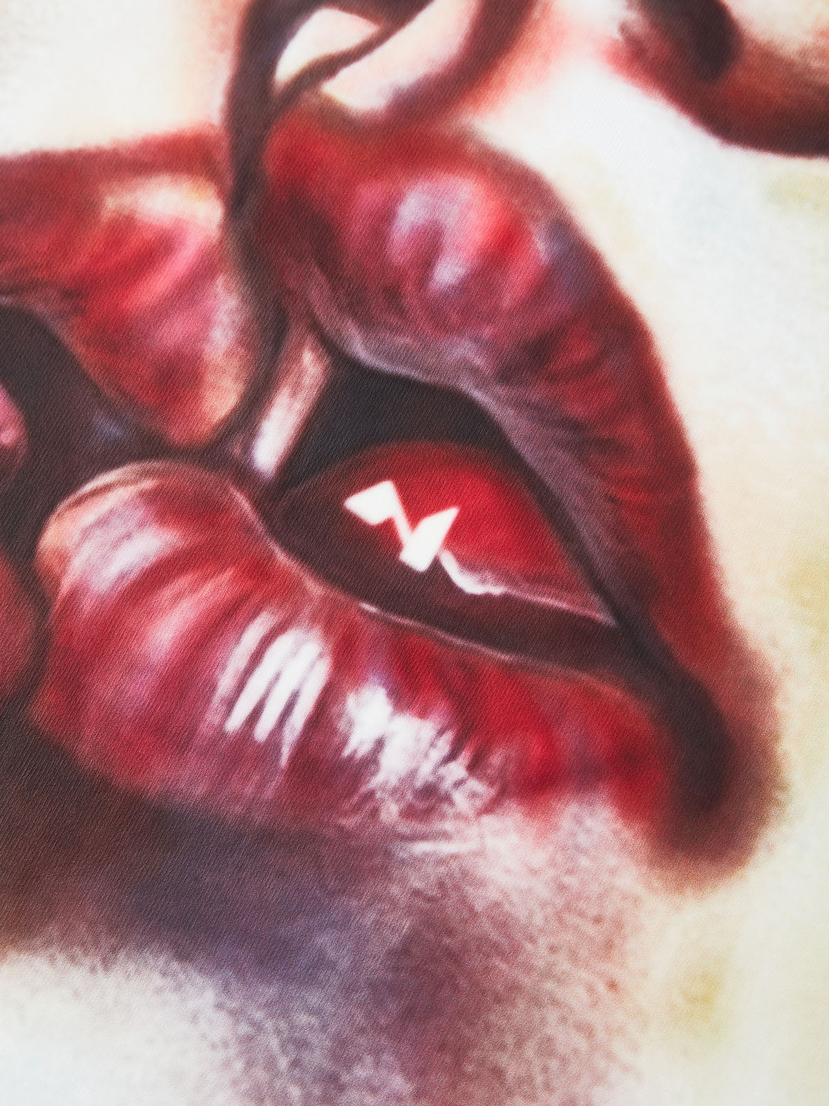 BOUNCE BACK© The Artful Kiss Print T-Shirt