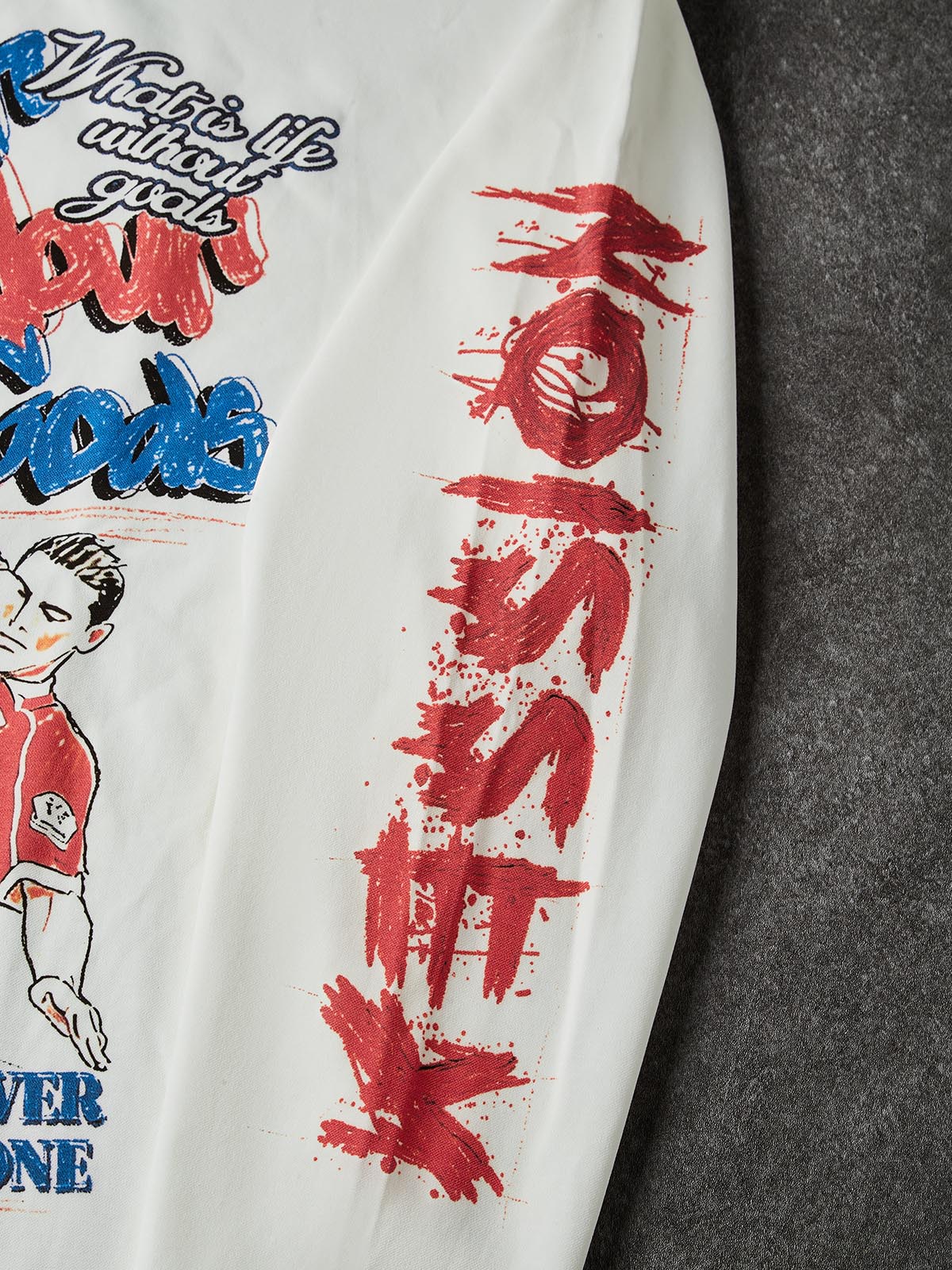 NOISSEY Stadium Clash Graffiti Art DTG Long Sleeve Shirt - White