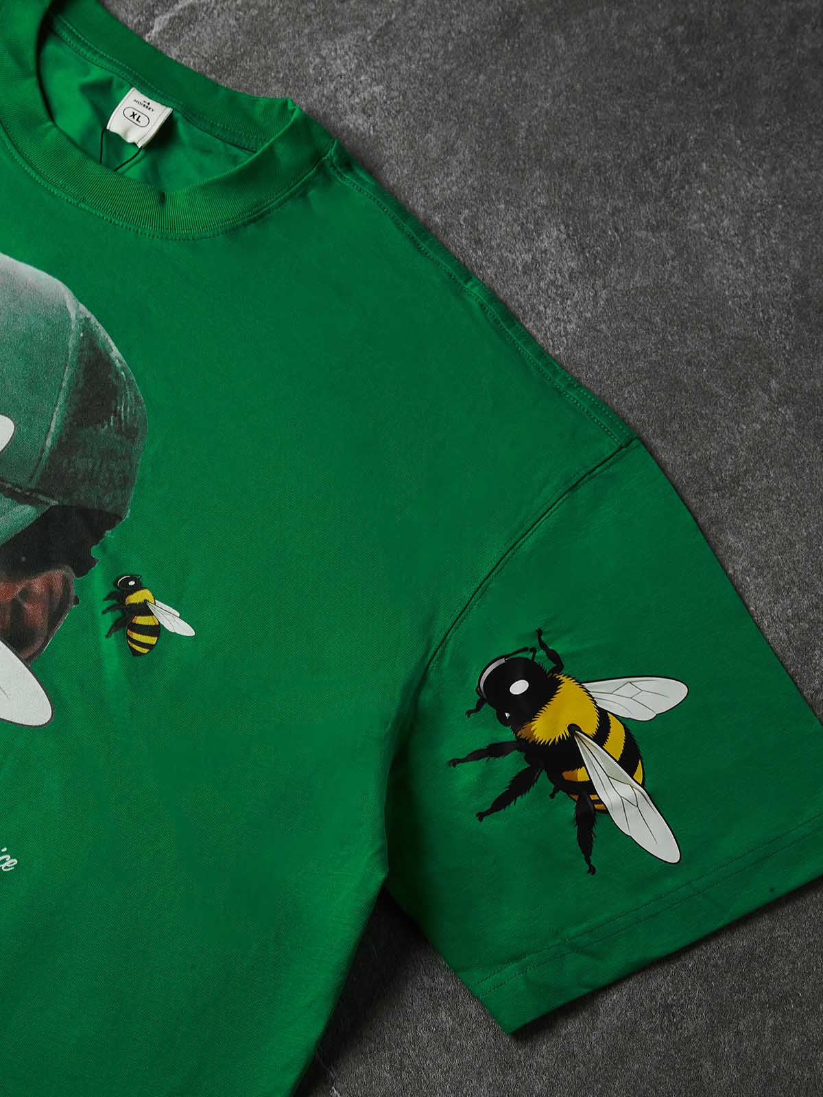 NOISSEY "Surrealist Bee" Green Tee - Boxy Graphic T-Shirt