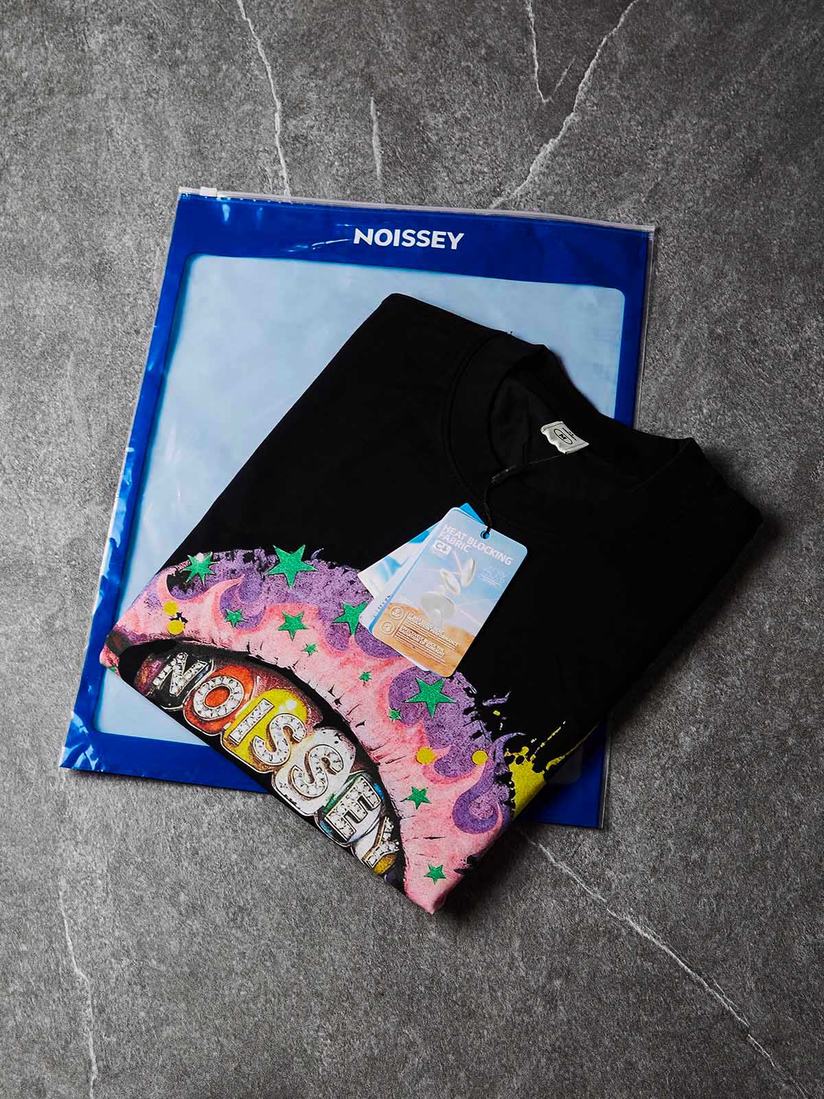 NOISSEY "Rainbow Flame Lips" Tee - Jet Black Boxy Street Graffiti T-Shirt