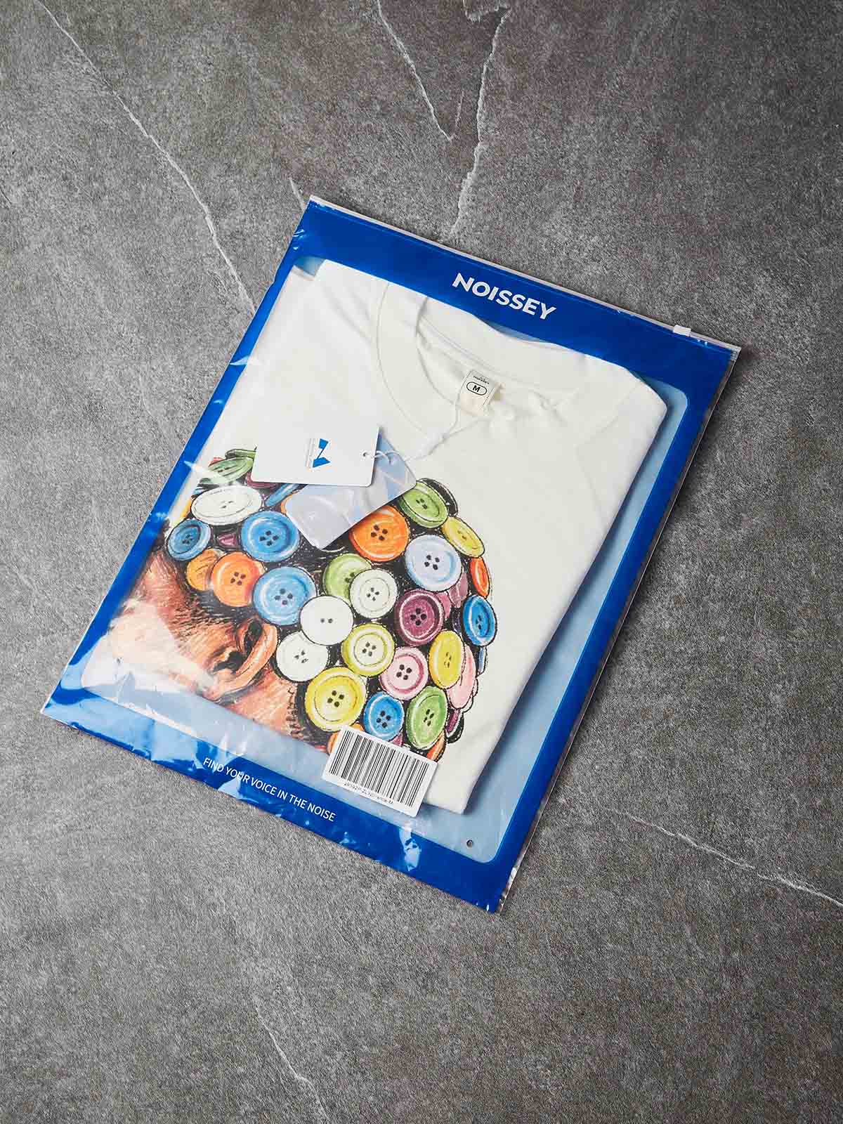 NOISSEY "Button Necklace" White Tee - DIY Combo T-Shirt