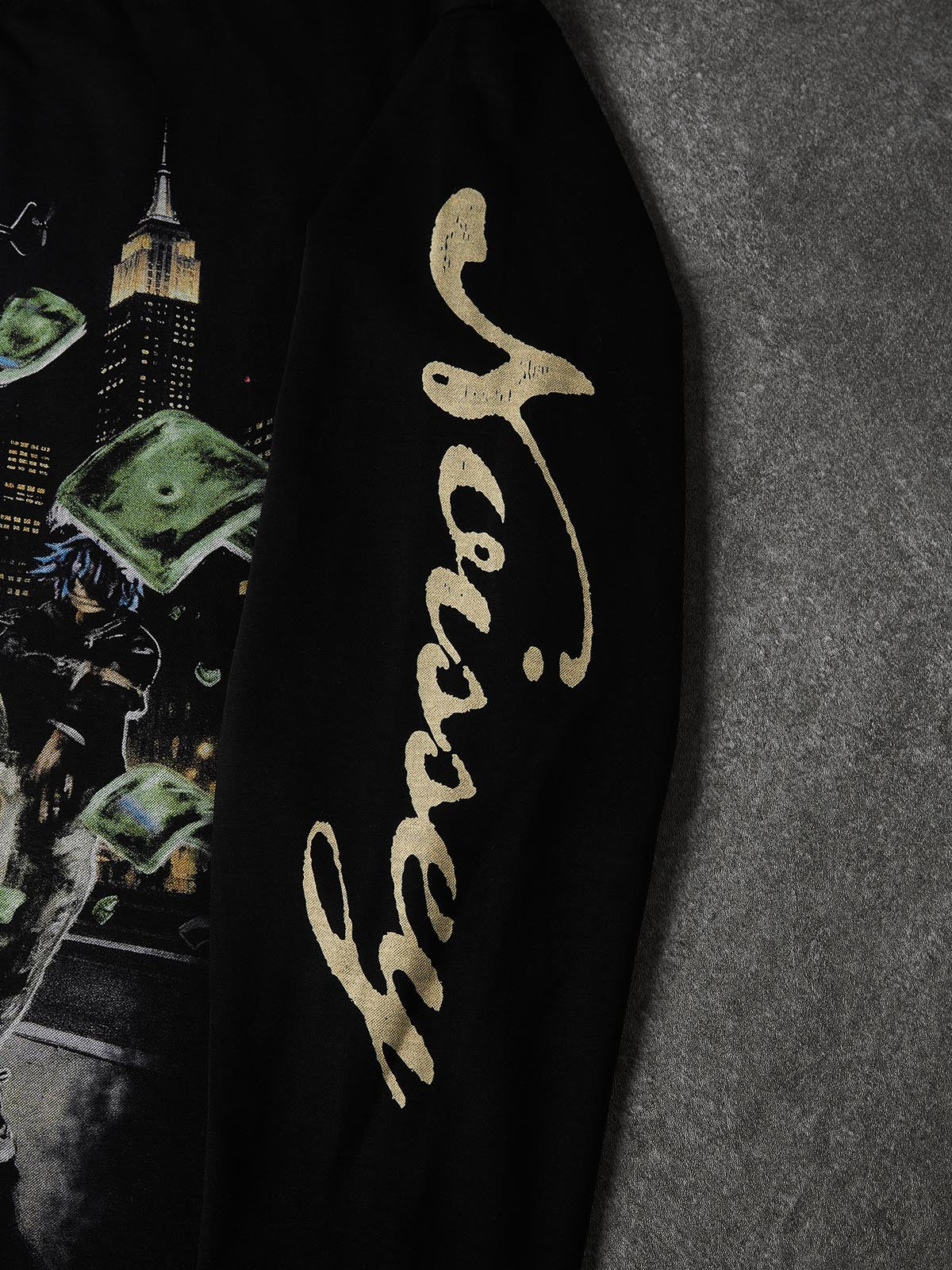 NOISSEY New York Night Heli-Cash Graphic Art Little Oversized Long Sleeve Shirt - Onyx Black