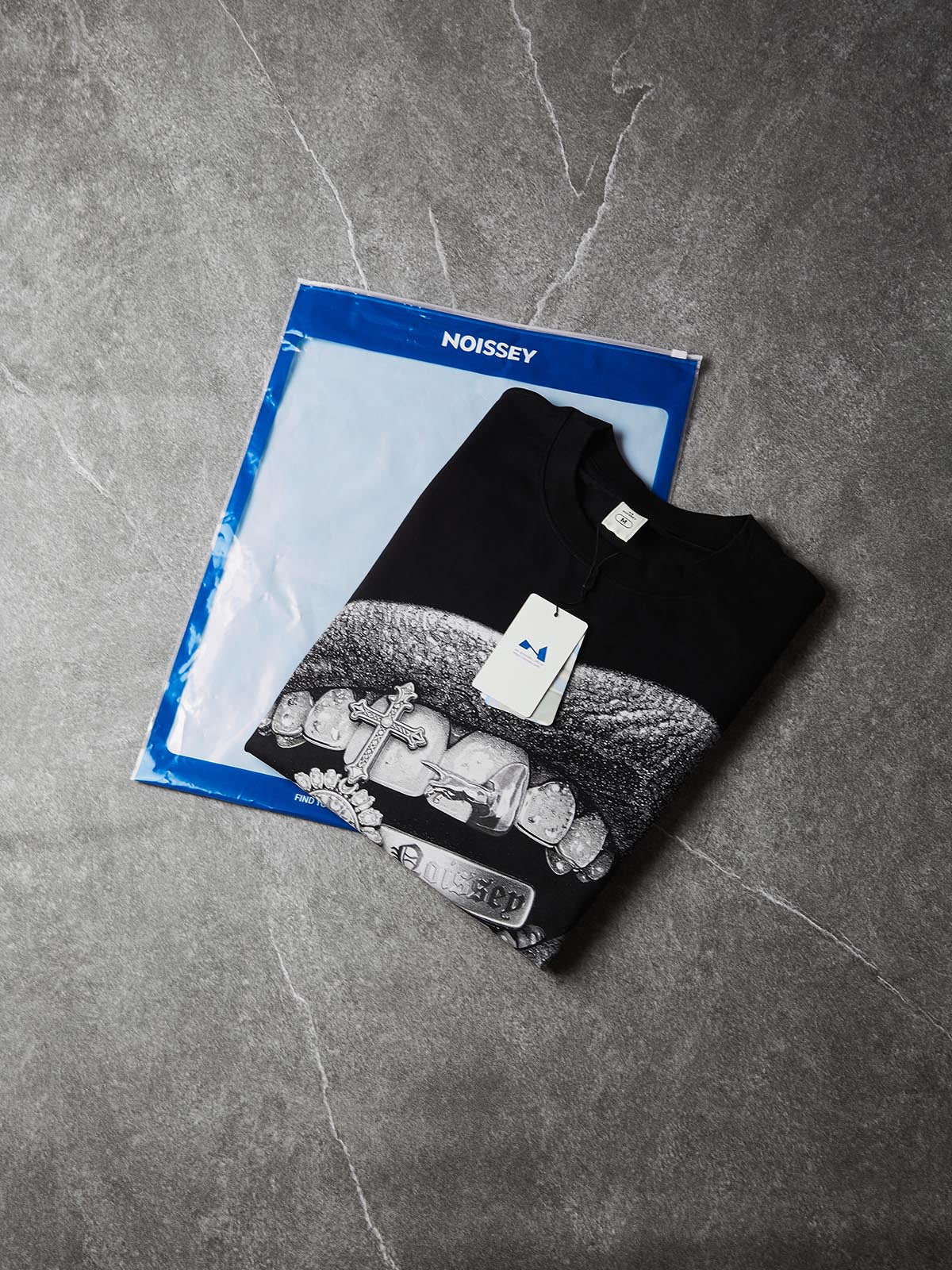 NOISSEY "Silver Grillz Lips" Black Tee - DIY Combo T-Shirt