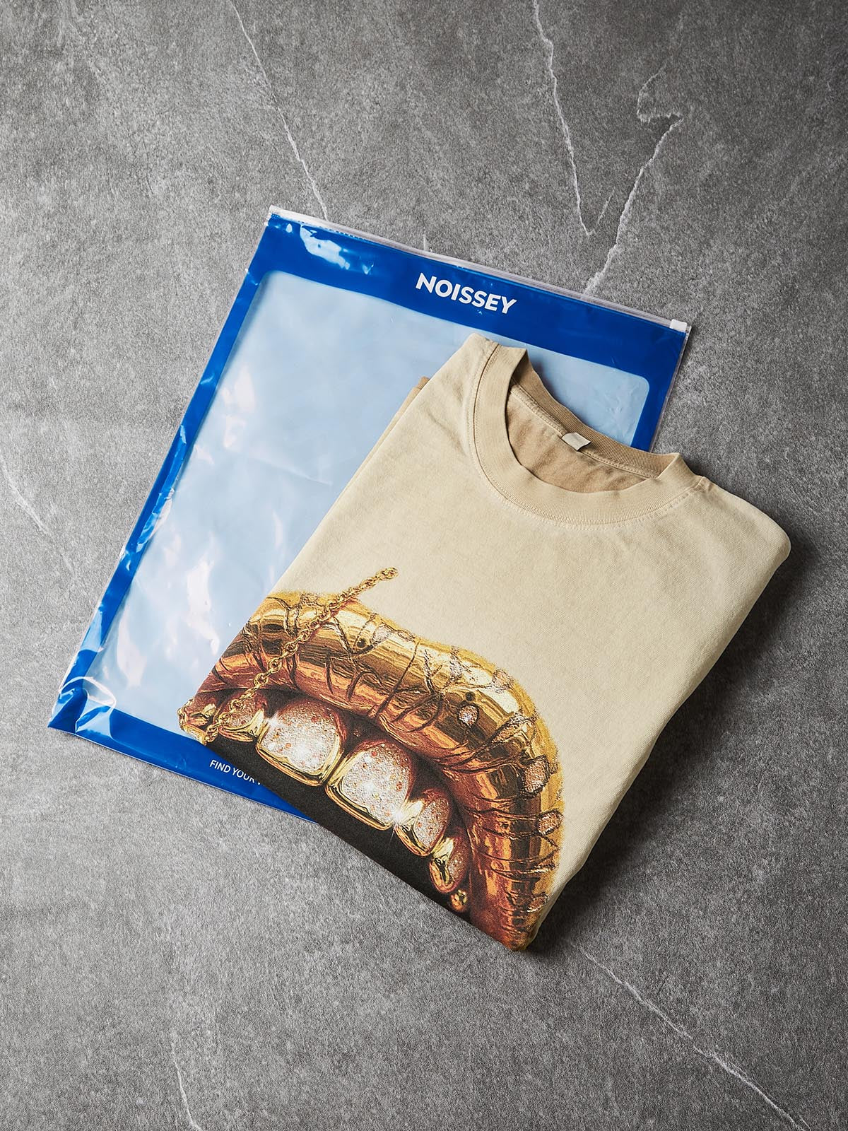NOISSEY "Desert Gold" Diamond Grillz & Cross Chain Tee - Sand/Beige
