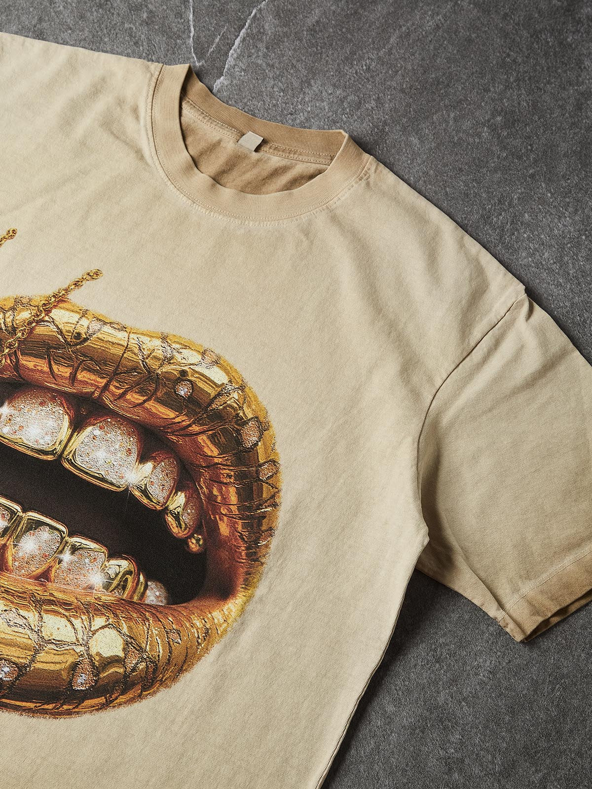 NOISSEY "Desert Gold" Diamond Grillz & Cross Chain Tee - Sand/Beige