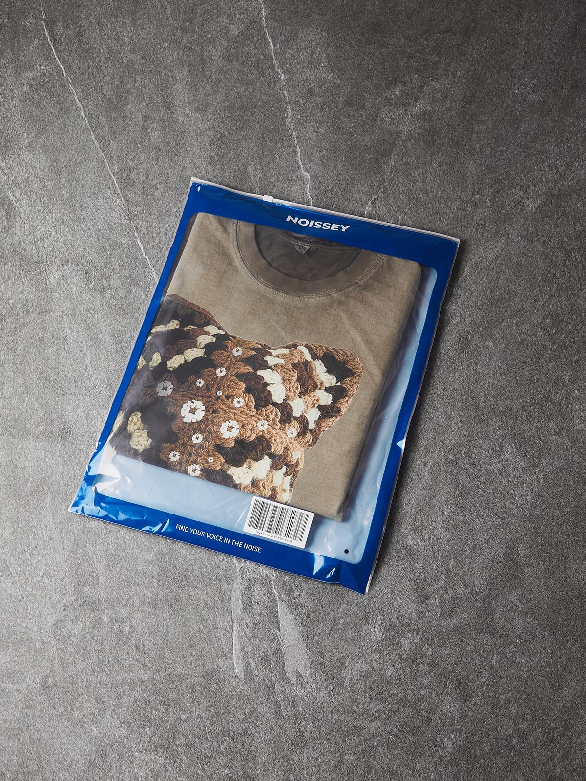 NOISSEY Chocolate Brown "Crochet Cat Beanie" Portrait Vintage Wash Tee