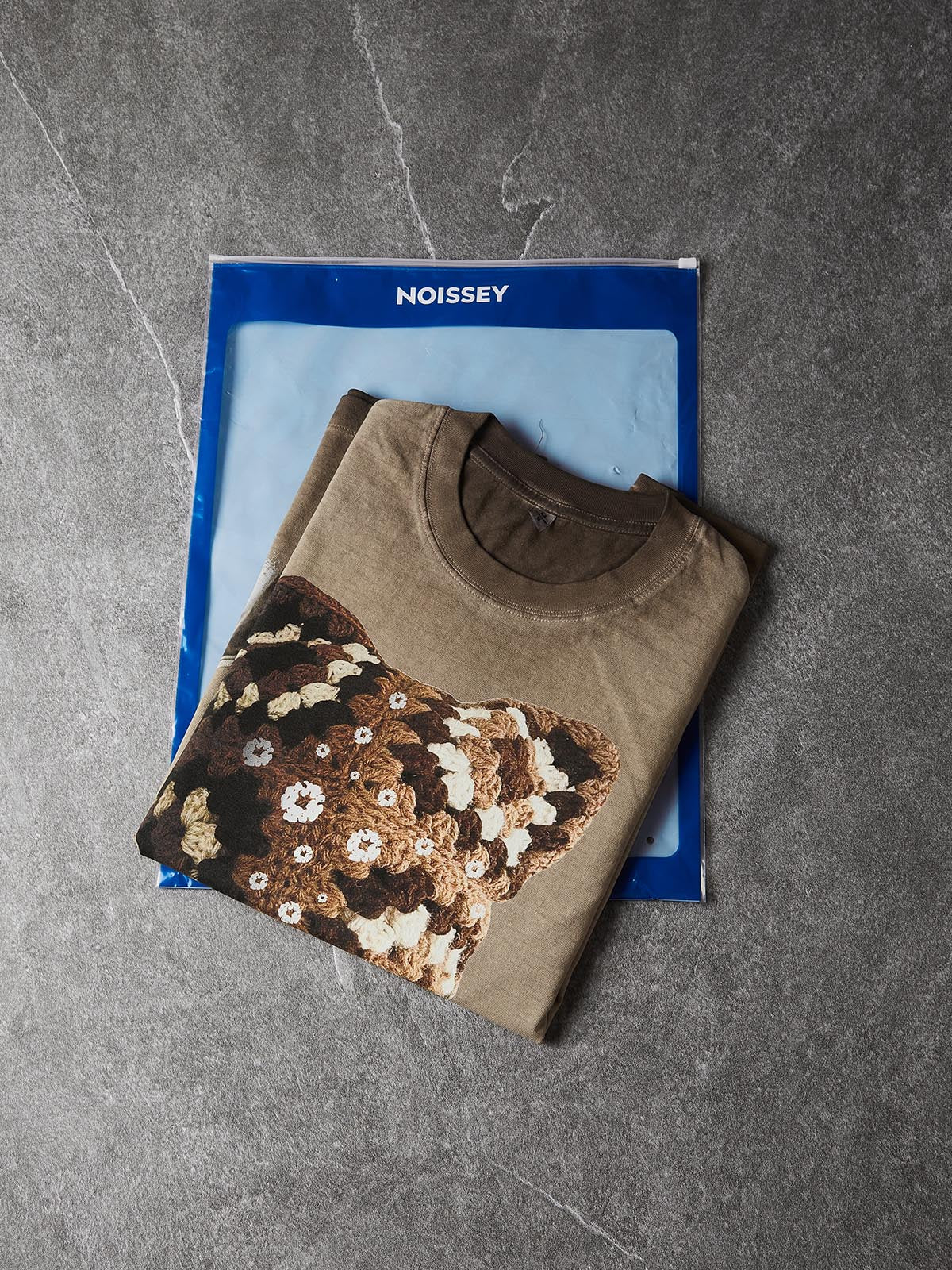NOISSEY Chocolate Brown "Crochet Cat Beanie" Portrait Vintage Wash Tee