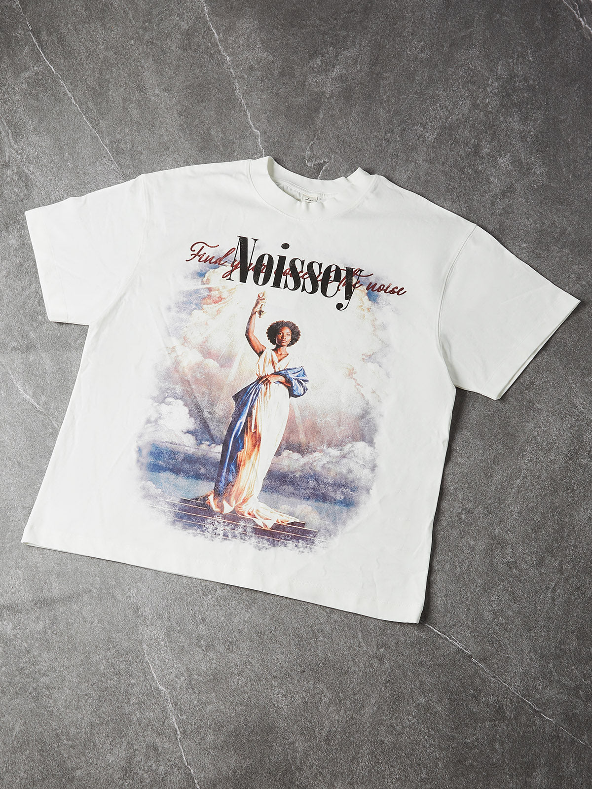 NOISSEY "FIND YOUR VOICE" CELESTIAL GODDESS VINTAGE ART PRINT T-SHIRT