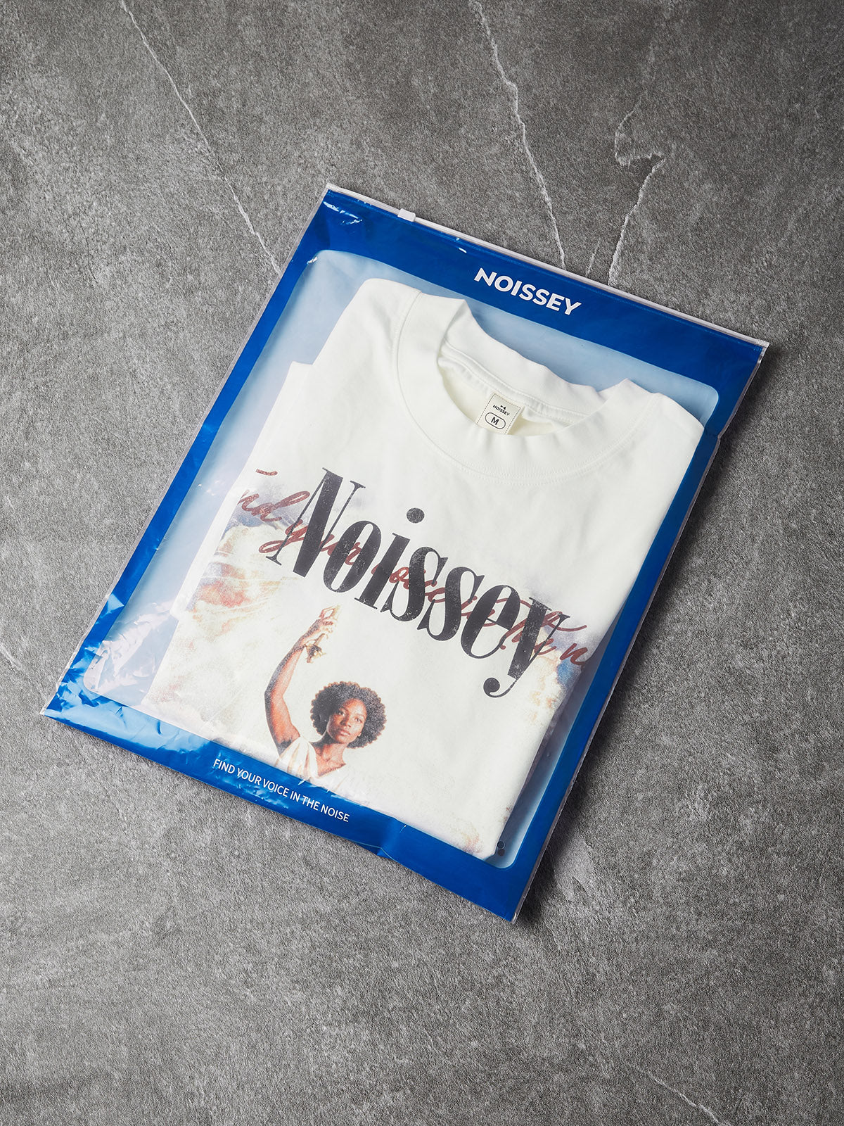 NOISSEY "FIND YOUR VOICE" CELESTIAL GODDESS VINTAGE ART PRINT T-SHIRT