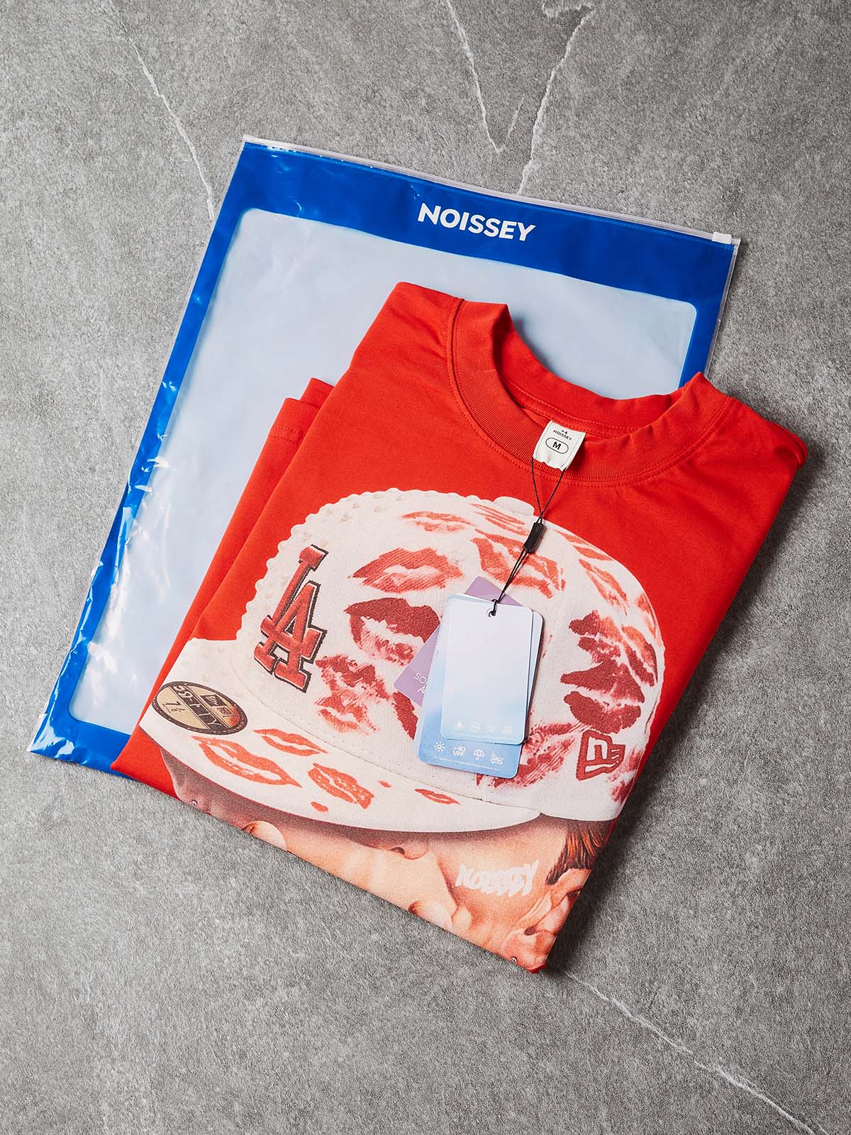 NOISSEY "LOVE HATE" Red Tee - Boxy Cartoon Print T-Shirt