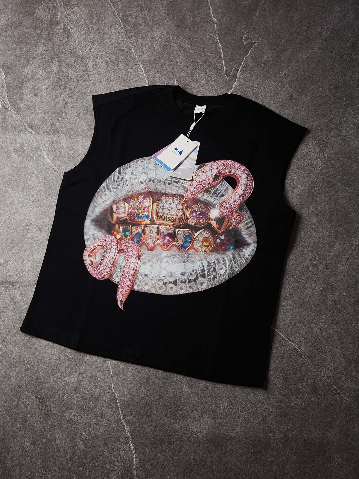 NOISSEY "Pink Snake Lips" Graphic Tank Top - Heavyweight Oversize Black