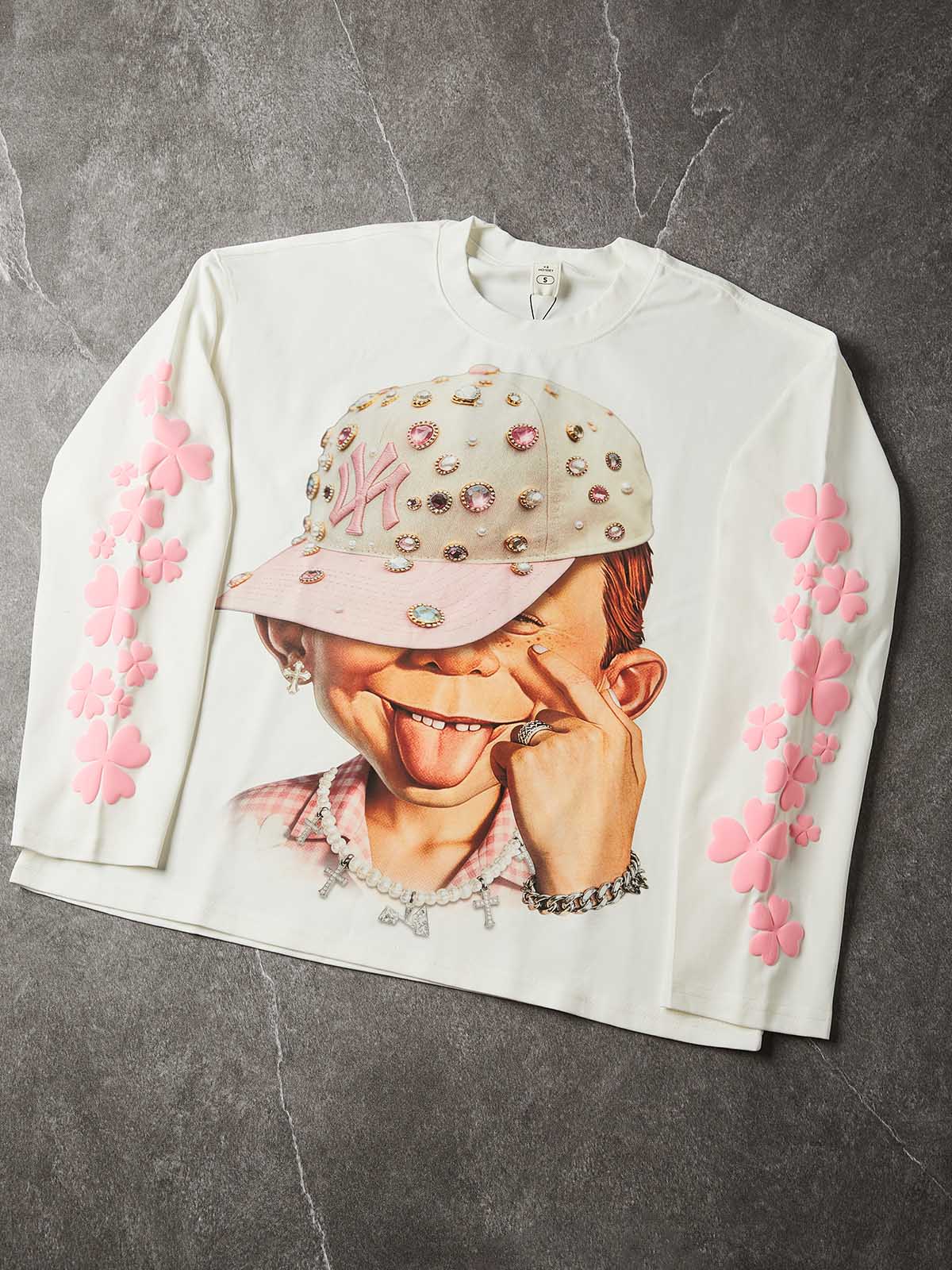 NOISSEY "Lucky Clover Kid" Graphic Long Sleeve - Heavyweight Studio White