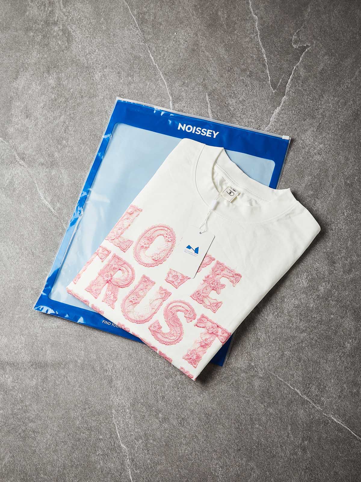 NOISSEY "Lace Romance" Tactile Flower Texture LOVE TRUST BELIEVE Oversized Tee