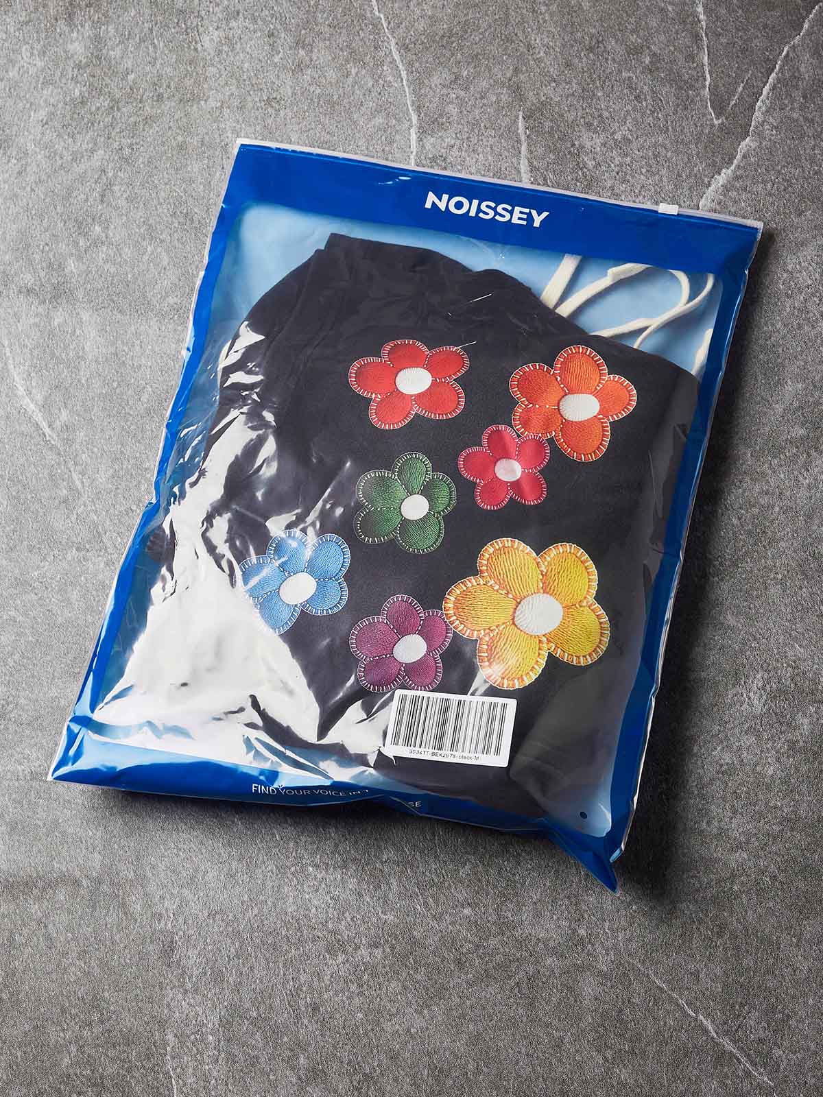 NOISSEY Washed Black Rainbow Flower &amp; Script LOGO Printed Oversized Sweat Shorts