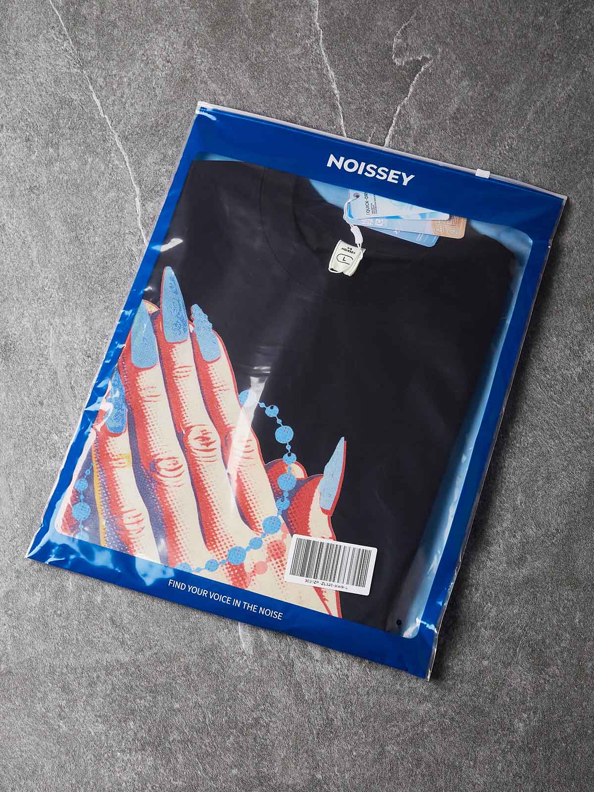 NOISSEY Vintage Pop Art Praying Hands & Rosary Graphic Oversized T-Shirt - Black