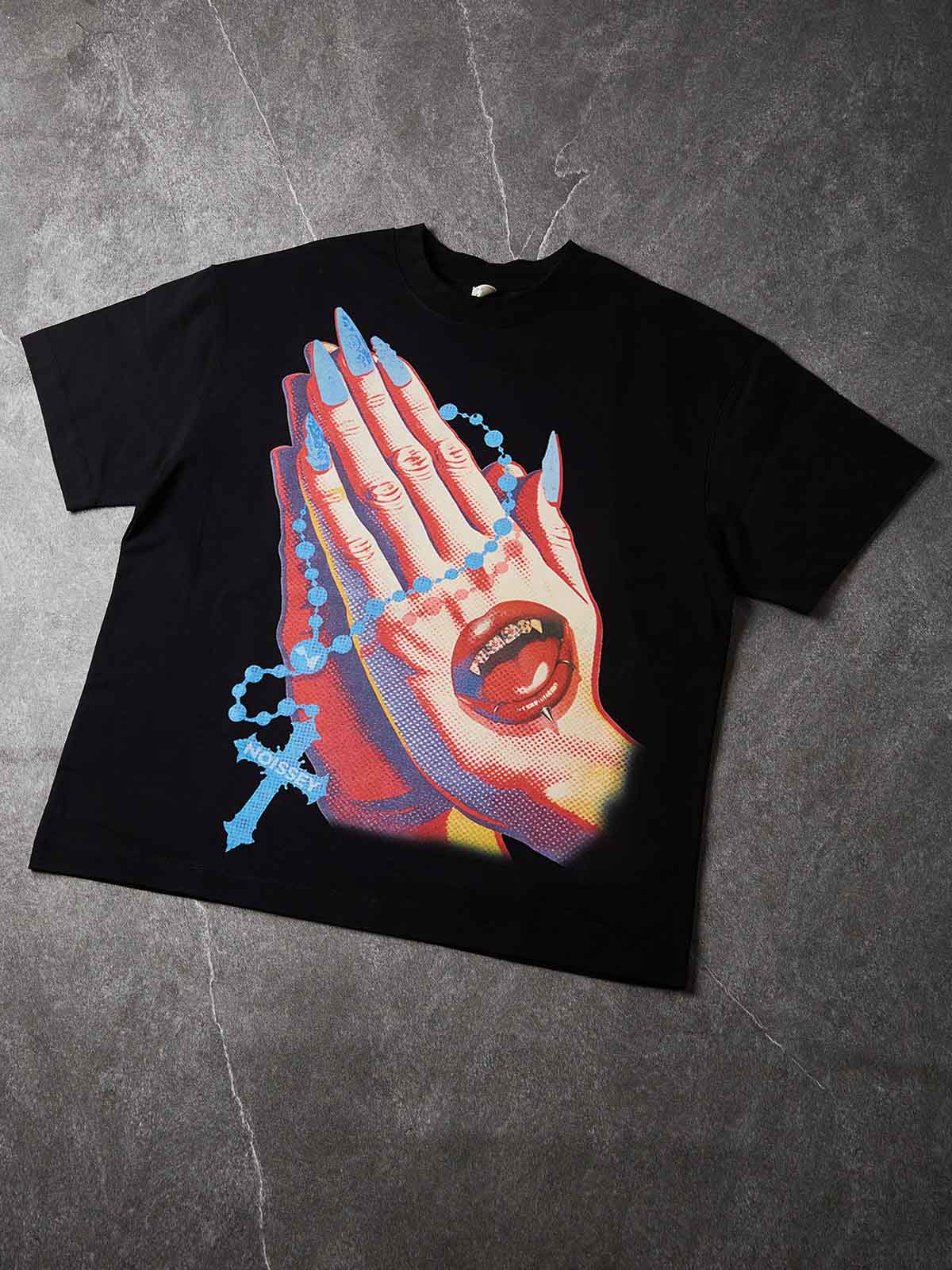 NOISSEY Vintage Pop Art Praying Hands & Rosary Graphic Oversized T-Shirt - Black
